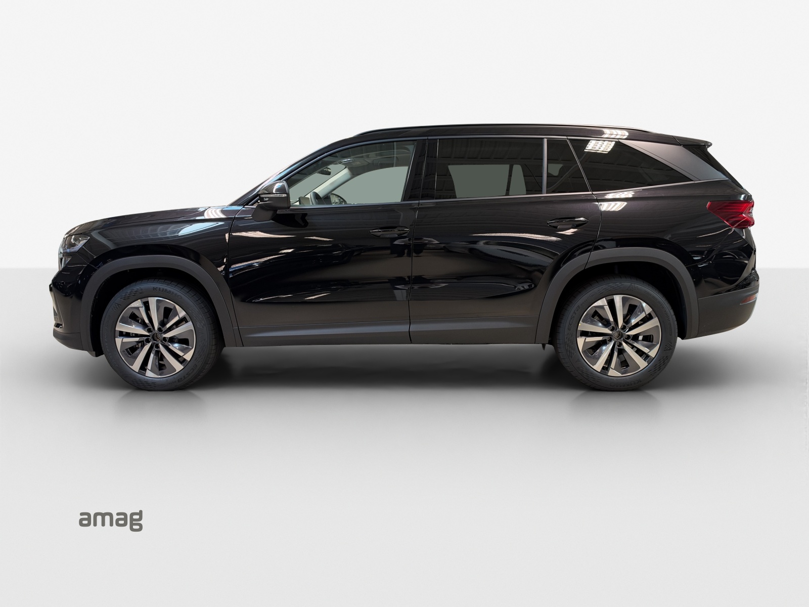 SKODA Kodiaq 2.0 TSI Selection 4x4-showroom-element-1