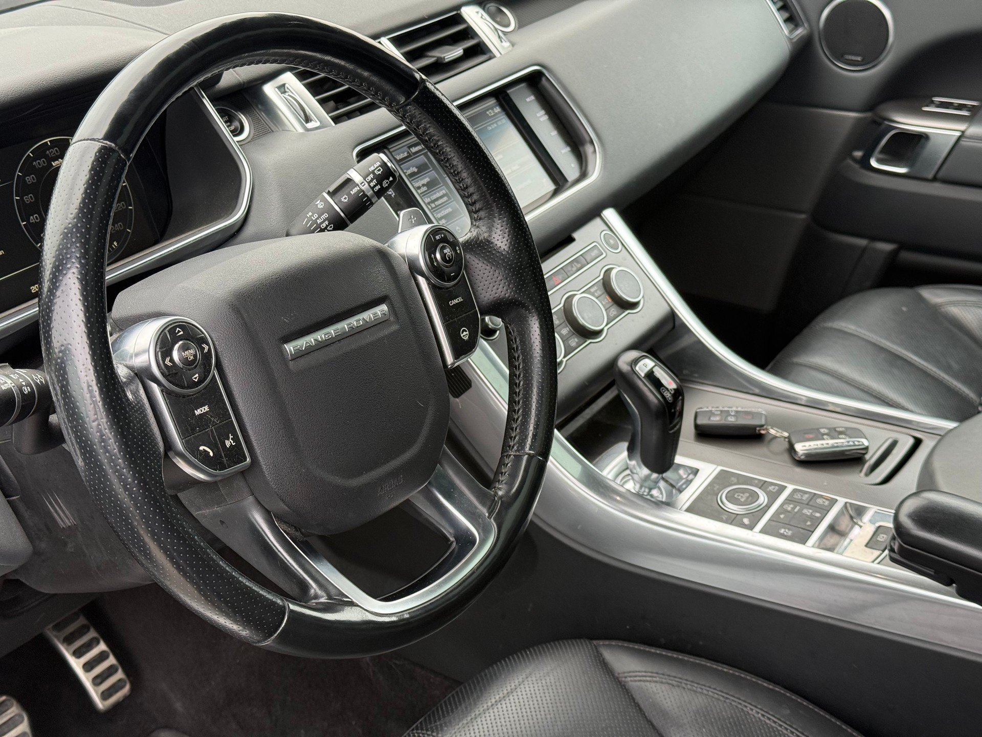 LAND ROVER Range Rover Sport 3.0 SDV6 HSE Dynamic Automatic-image-9