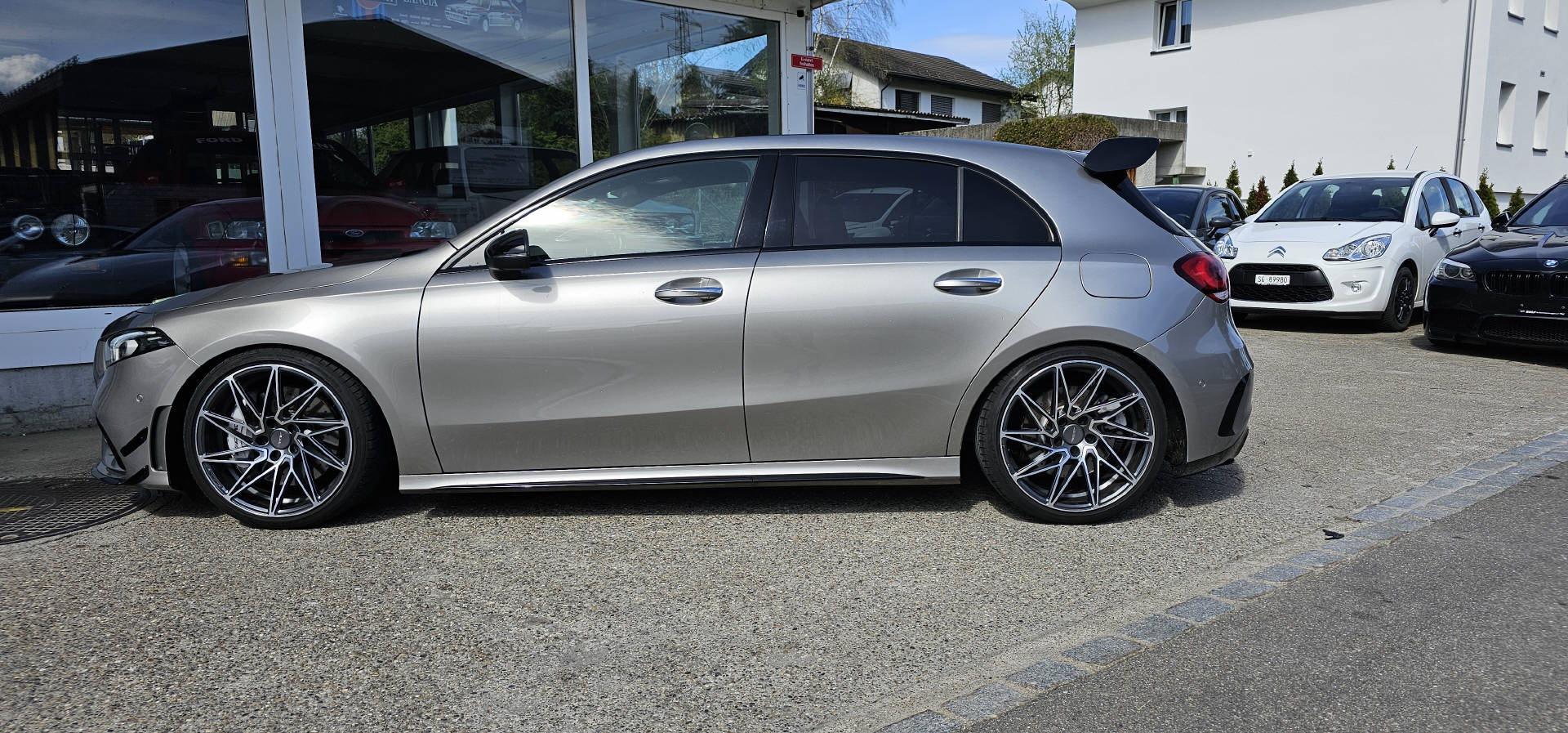 MERCEDES-BENZ A 35 AMG 4matic-image-4
