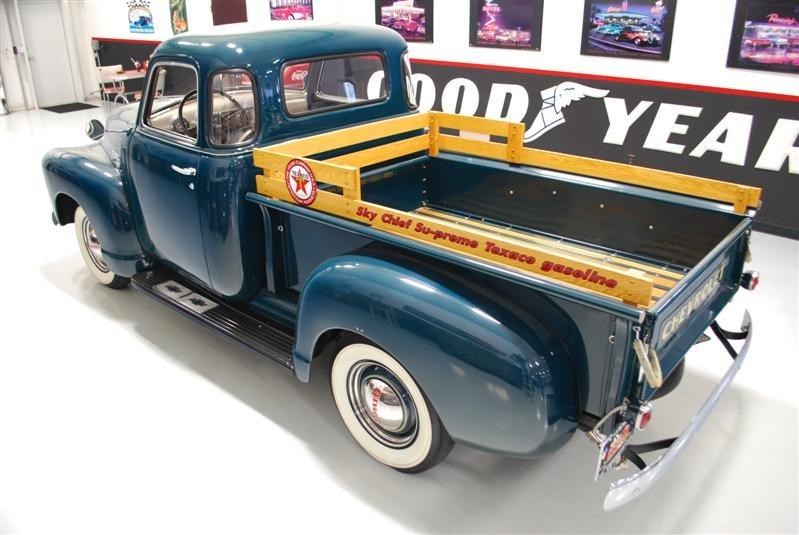 CHEVROLET Pick-Up-image-1