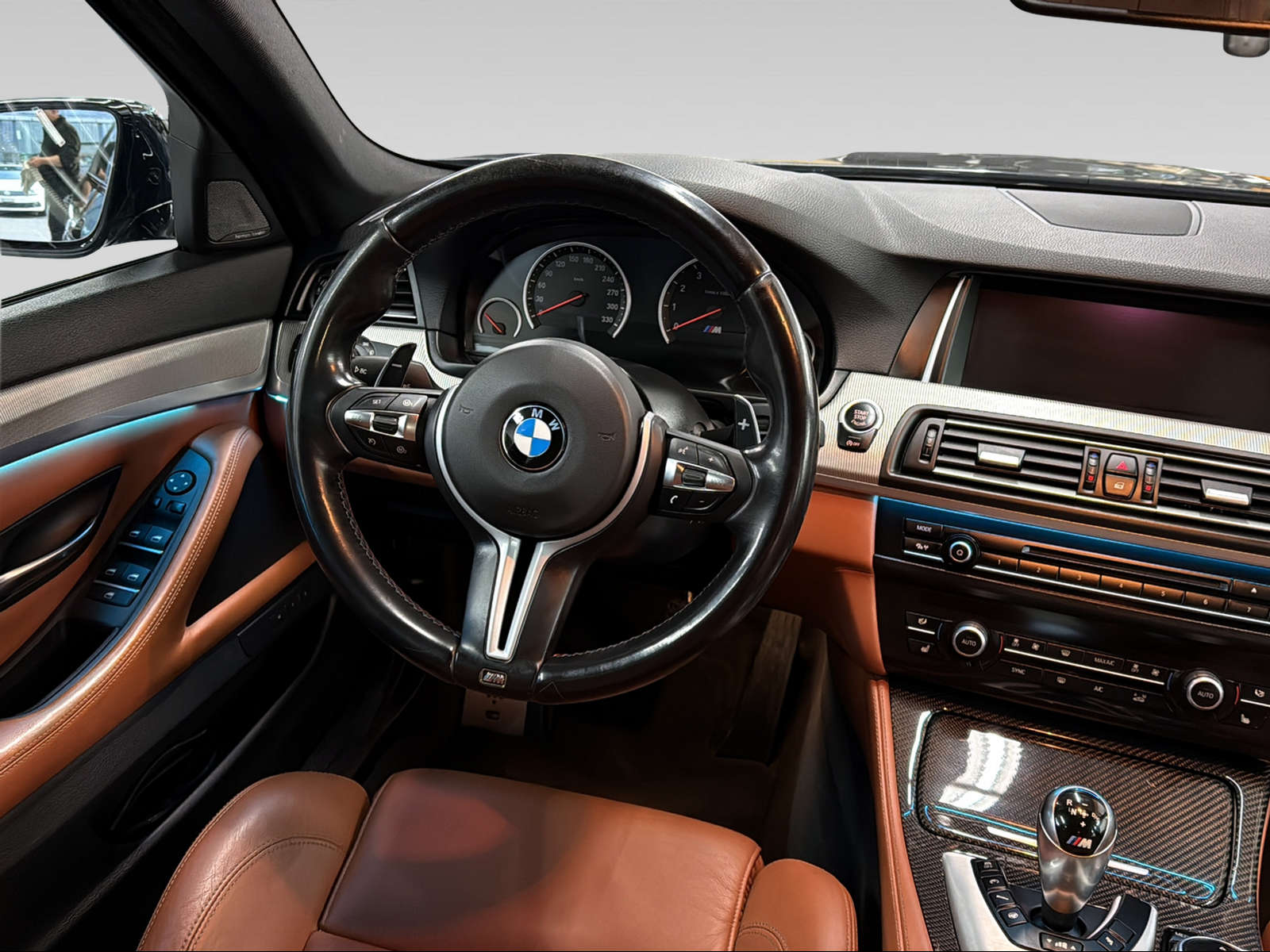 BMW M5 Drivelogic Competition-image-12