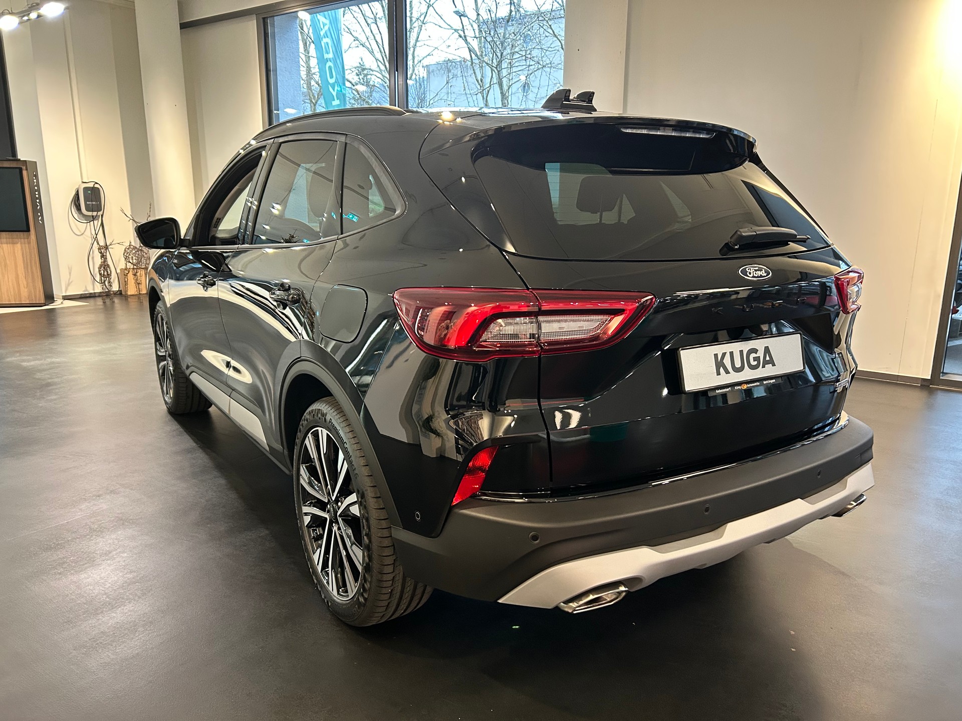 FORD Kuga 2.5 PHEV Active X FWD-image-4