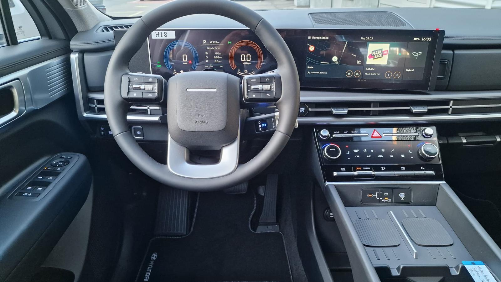 HYUNDAI Santa Fe 1.6 T-GDi HEV Origo 5P-image-6