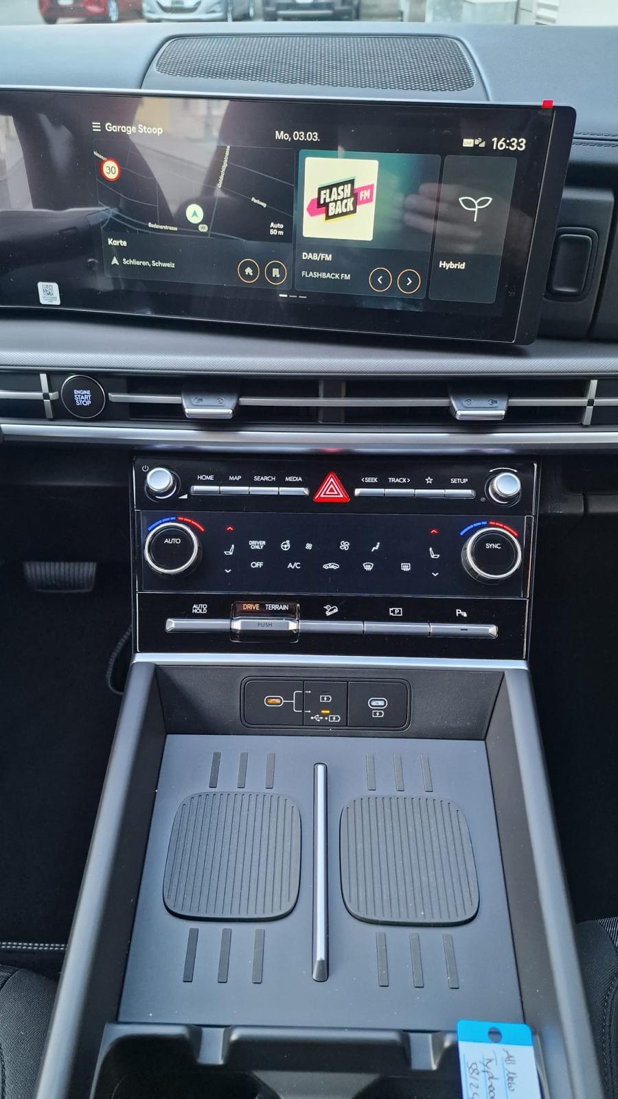 HYUNDAI Santa Fe 1.6 T-GDi HEV Origo 5P-image-11
