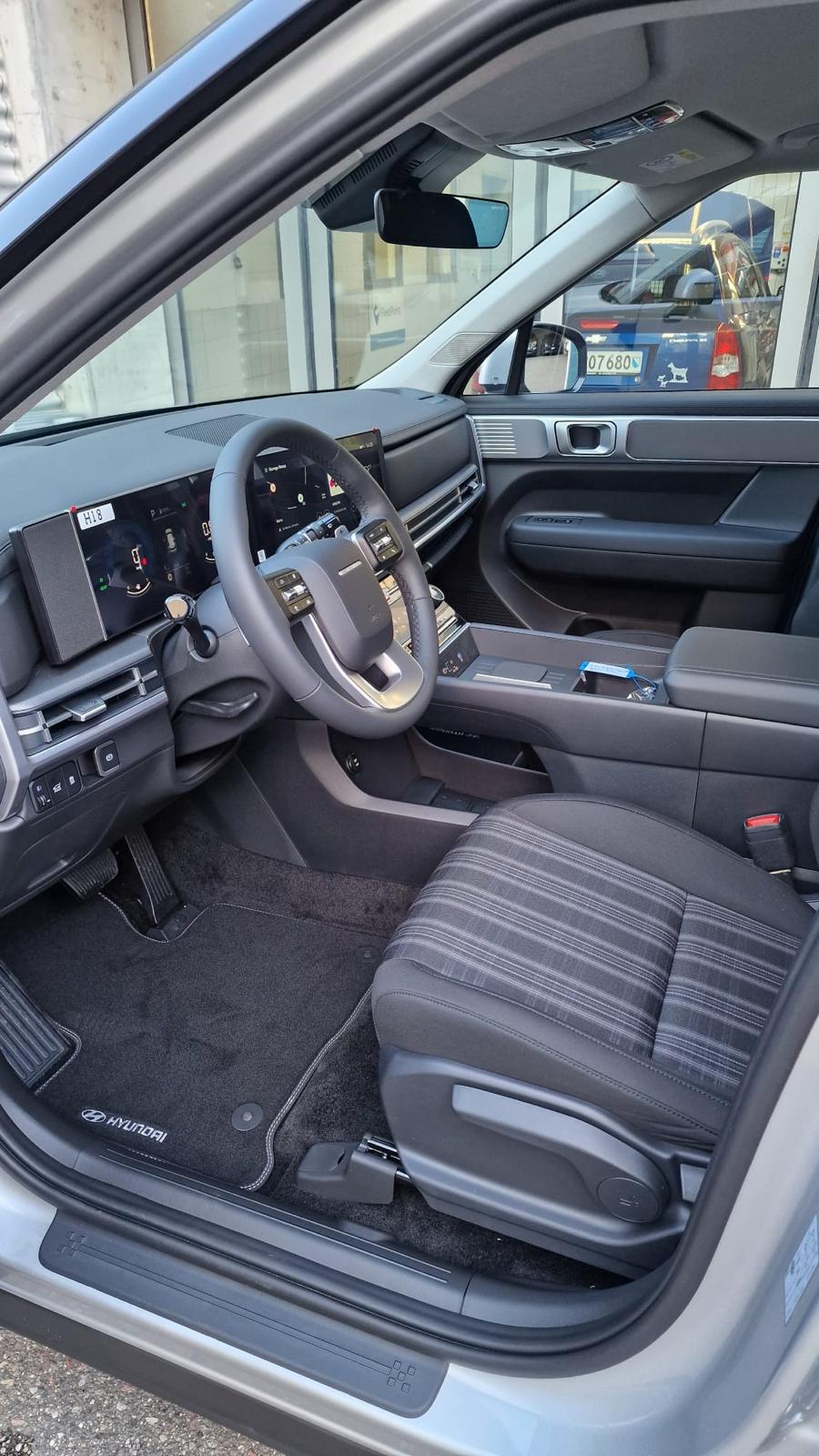 HYUNDAI Santa Fe 1.6 T-GDi HEV Origo 5P-image-4