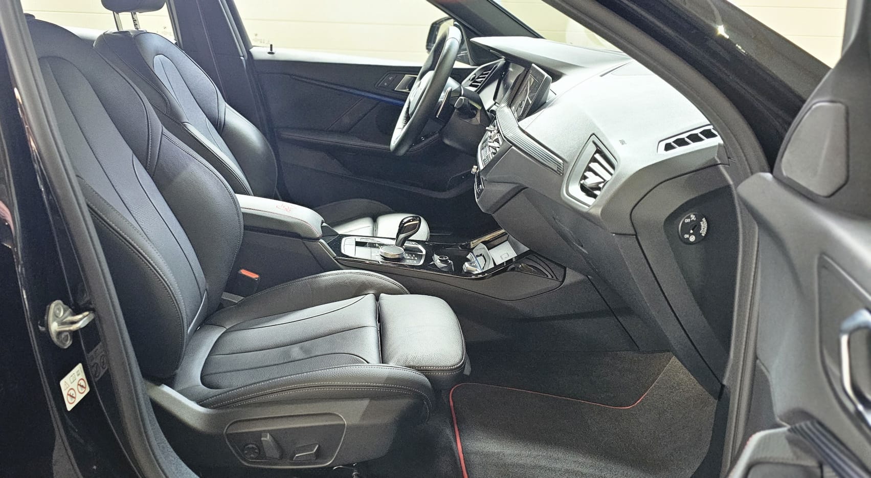 BMW 128ti M-Sport Steptronic-image-25
