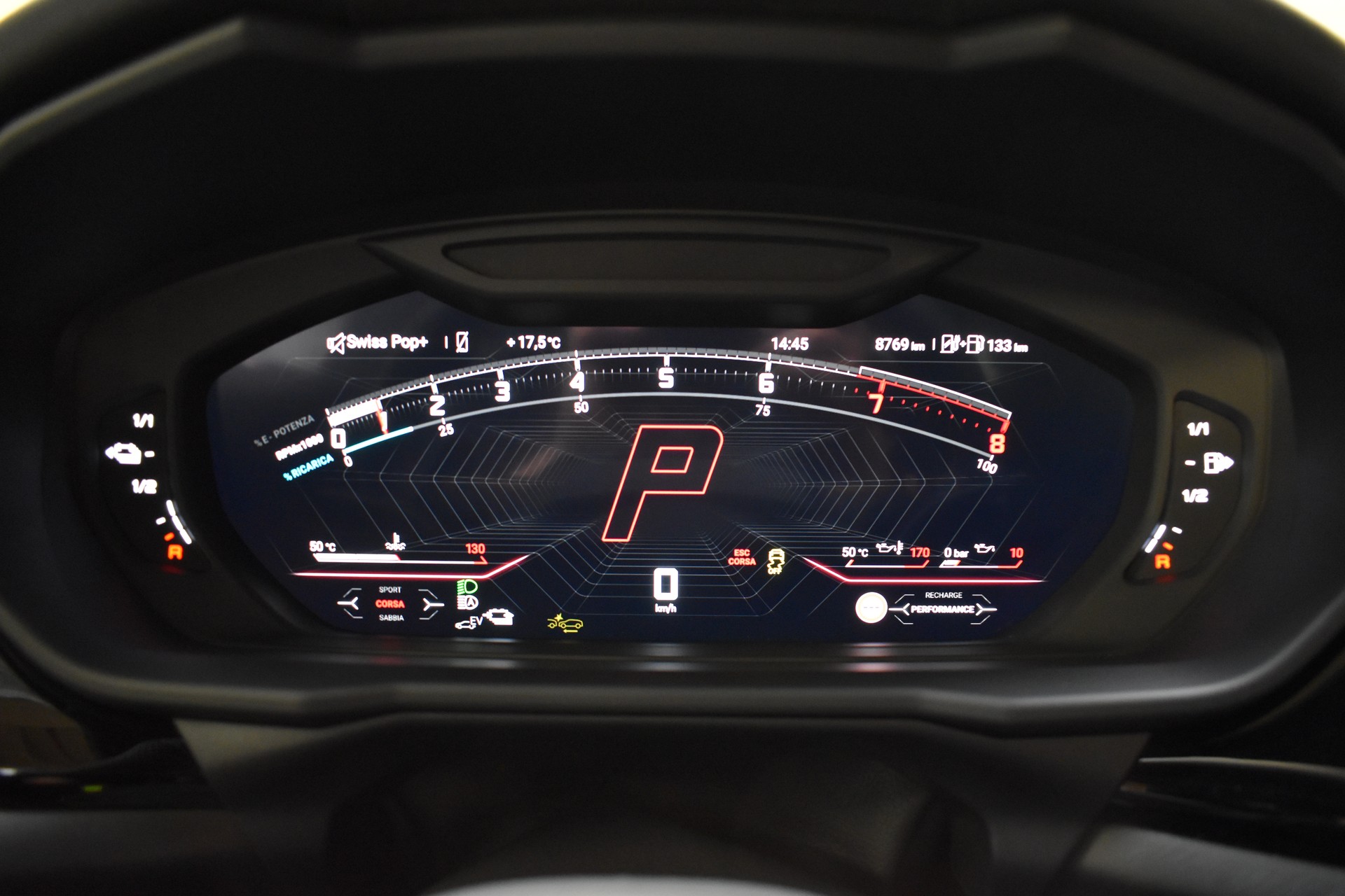 LAMBORGHINI URUS SE - MY 2025-image-24