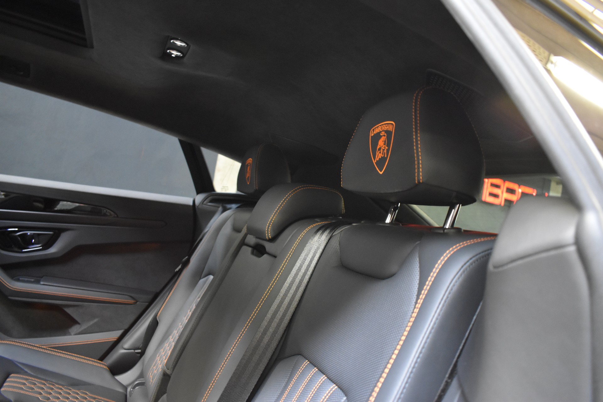 LAMBORGHINI URUS SE - MY 2025-image-17
