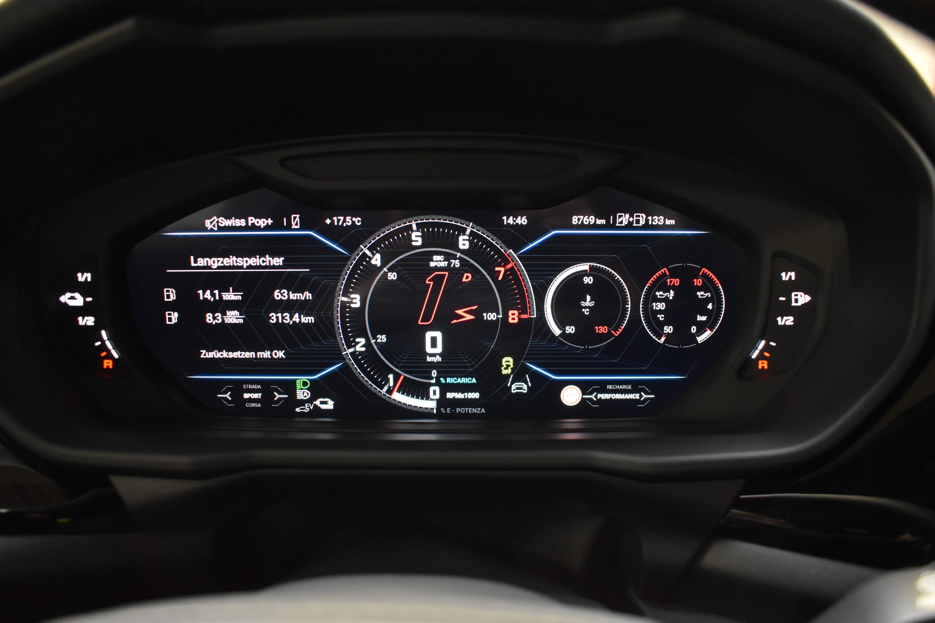 LAMBORGHINI URUS SE - MY 2025-image-26