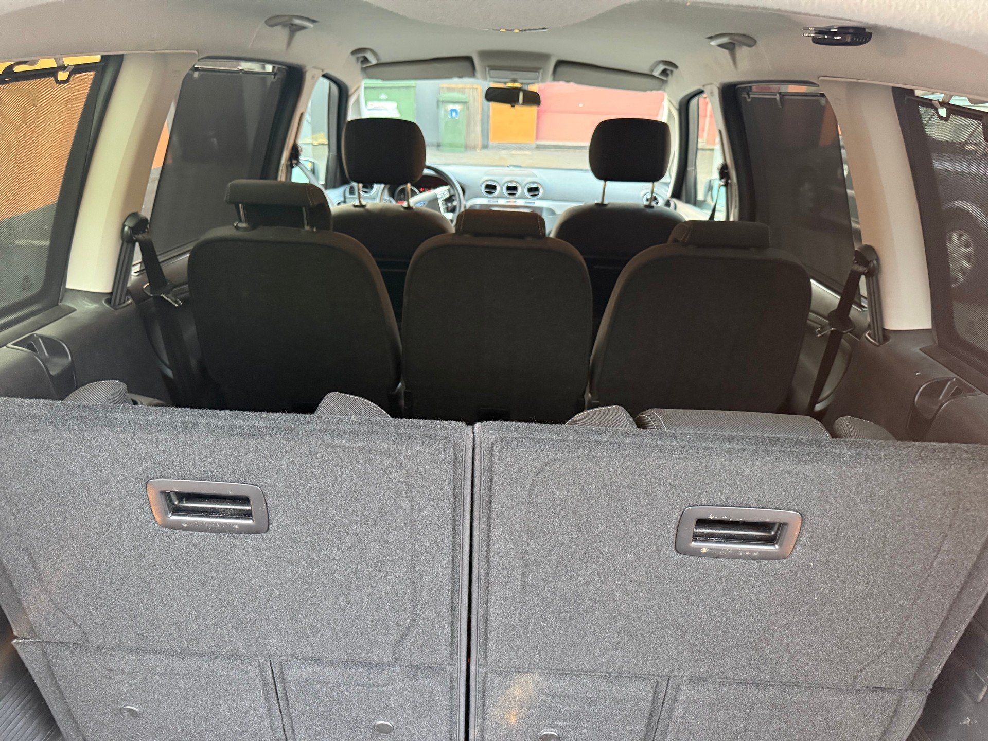 FORD Galaxy 2.0 TDCi Family-Edition PowerShift 7 PLACE-image-11
