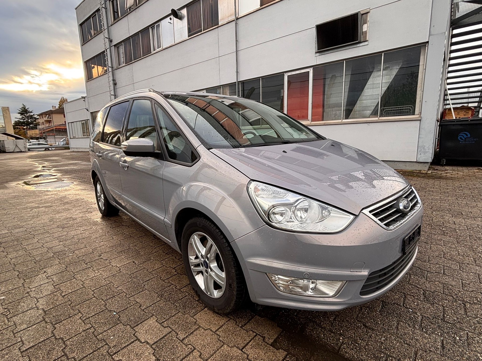 FORD Galaxy 2.0 TDCi Family-Edition PowerShift 7 PLACE-image-1