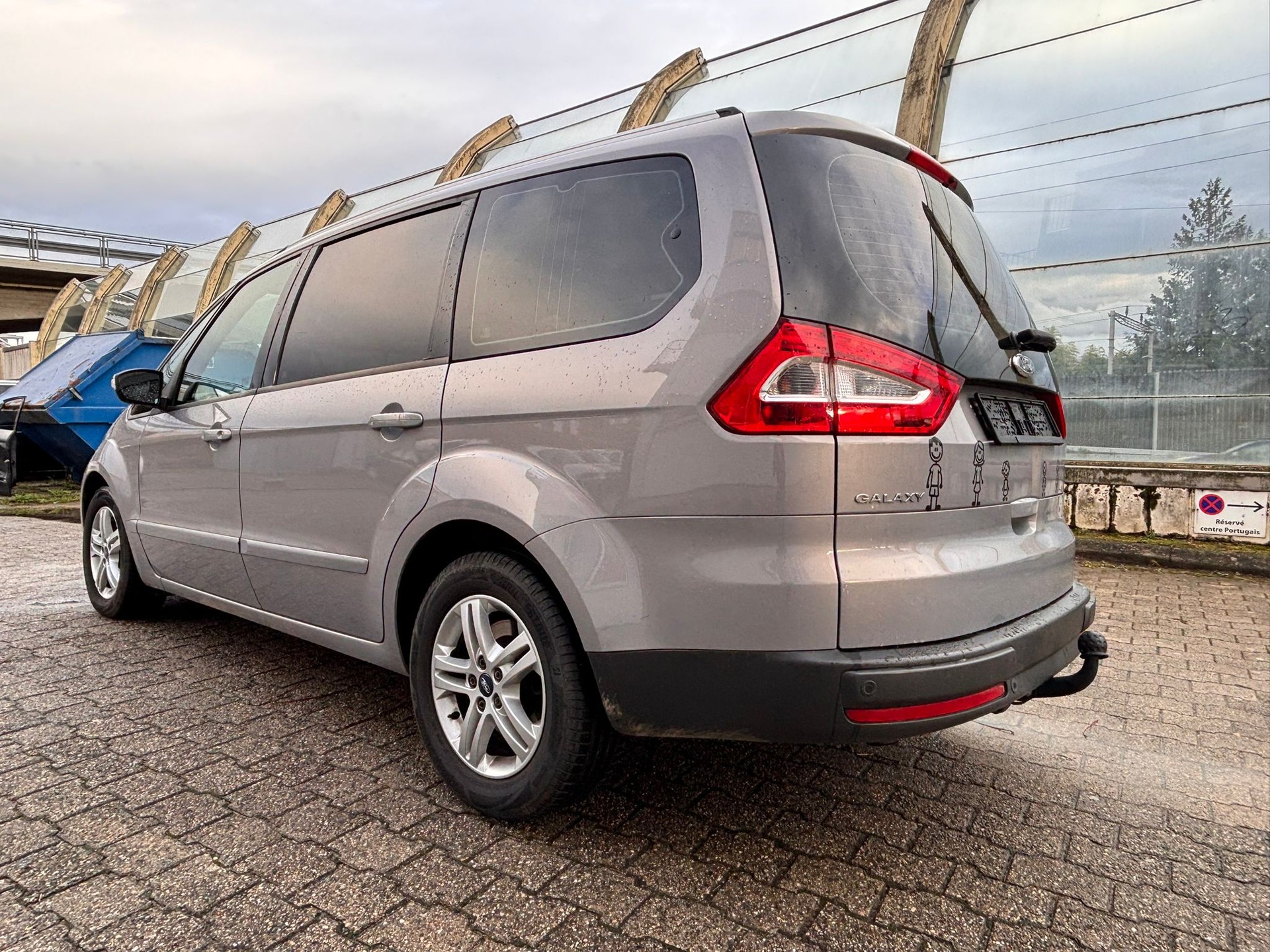 FORD Galaxy 2.0 TDCi Family-Edition PowerShift 7 PLACE-image-6