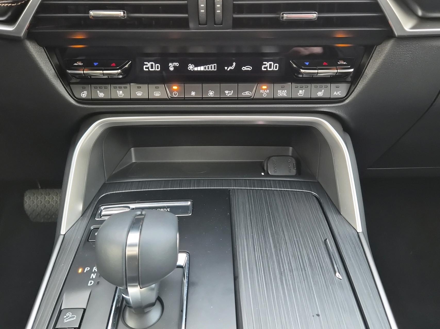 MAZDA CX-80 e-Skyactiv PHEV 327 AWD Homura Plus-image-12
