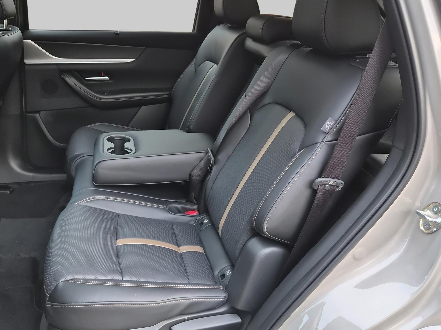 MAZDA CX-80 e-Skyactiv PHEV 327 AWD Homura Plus-image-16