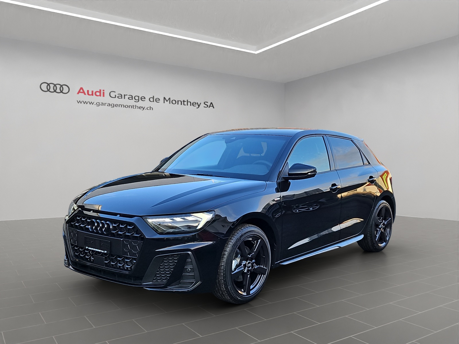 AUDI A1 Sportback 30 TFSI S Line Attraction S-tronic-image-0