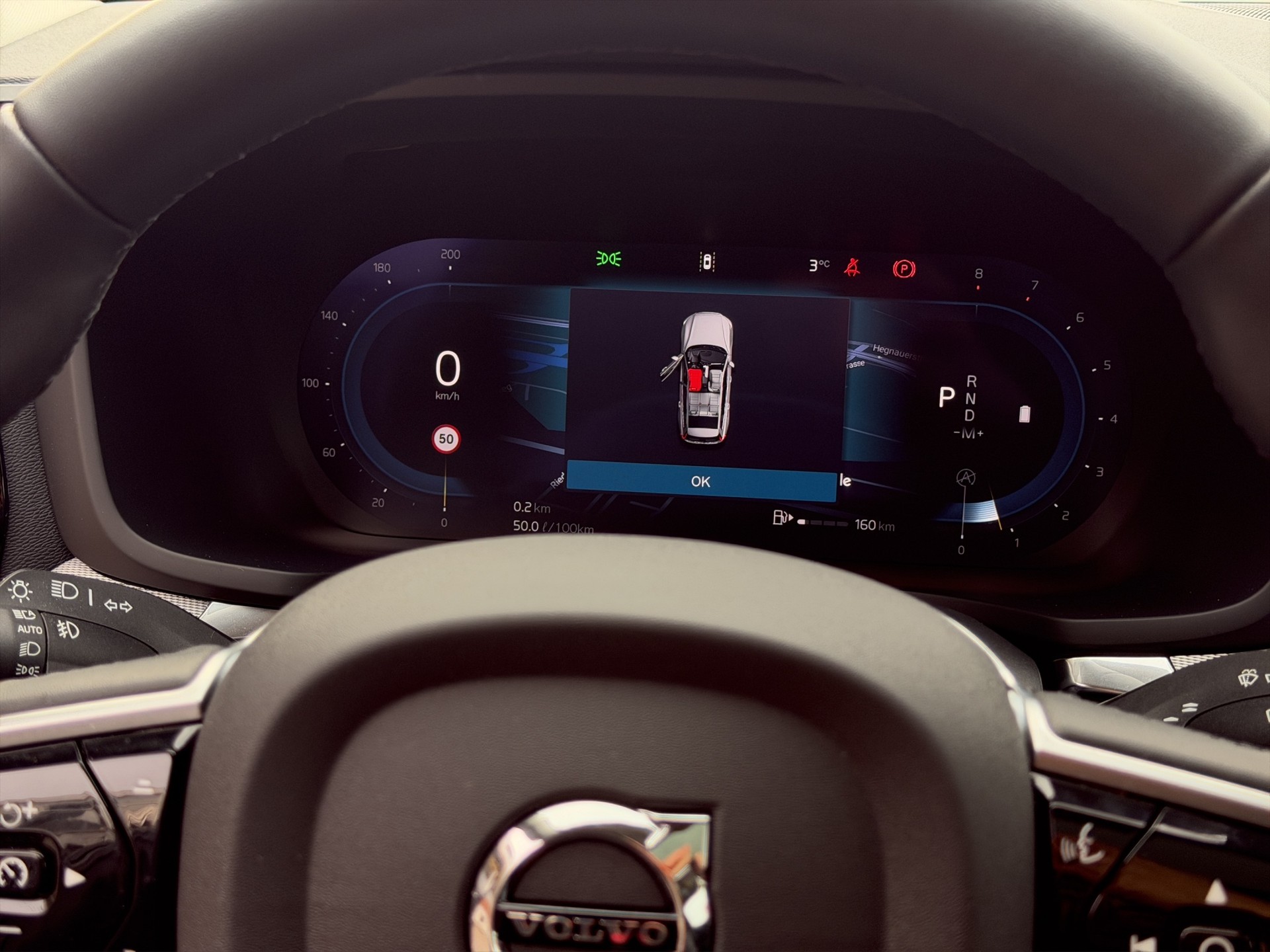 VOLVO V60 B4 Plus Dark DCT-image-10