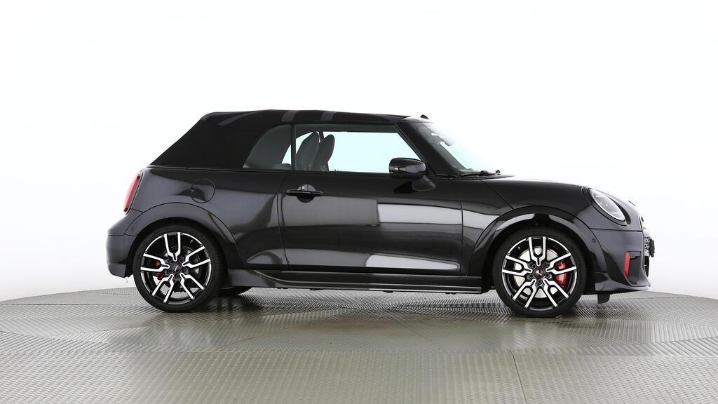 MINI John Cooper Works Cabrio-image-2