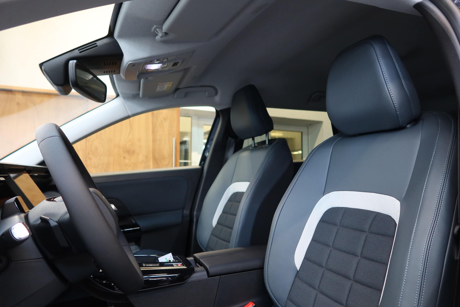 CITROEN C5 Aircross 1.2 HEV Plus-image-10