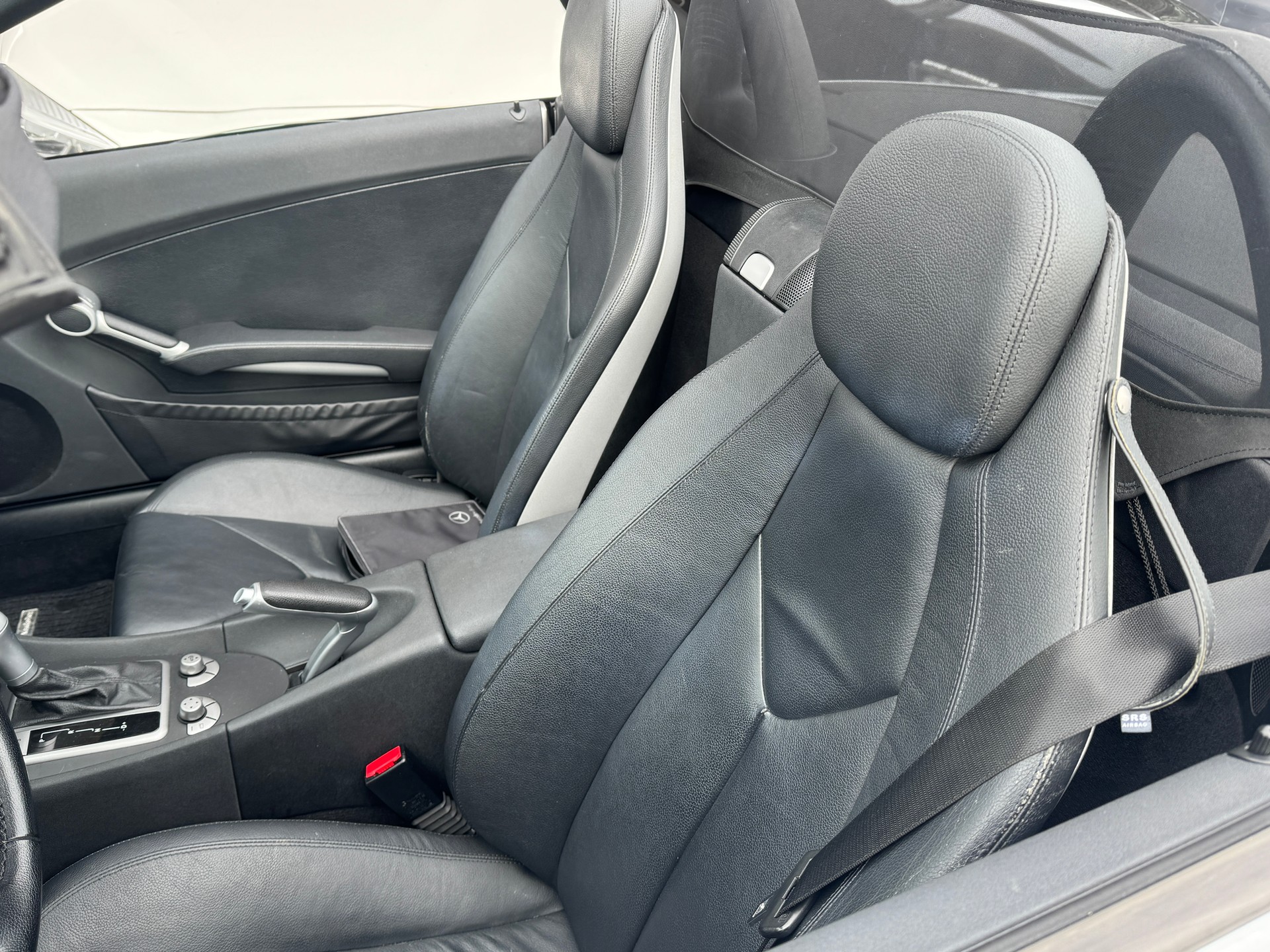 MERCEDES-BENZ SLK 350-image-11