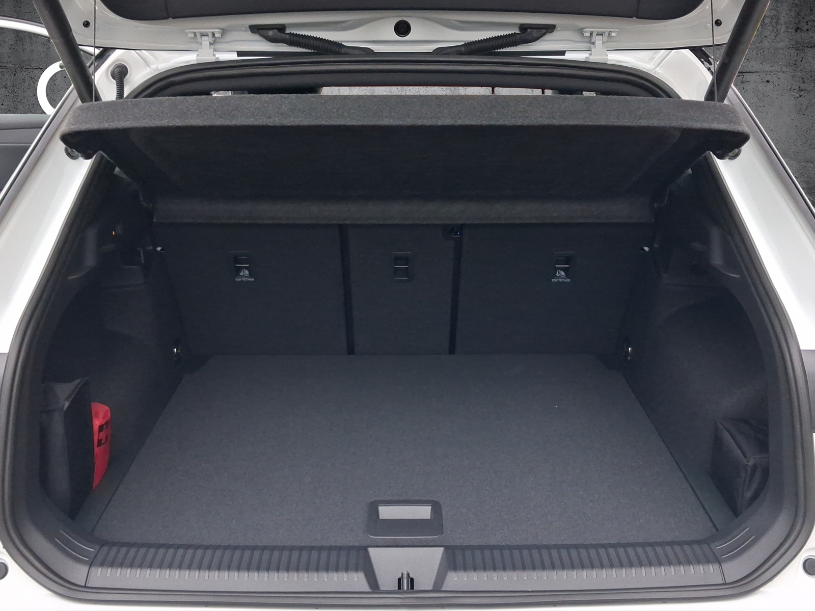 VW T-Roc 1.5 eTSI mHEV R-Line DSG-image-11