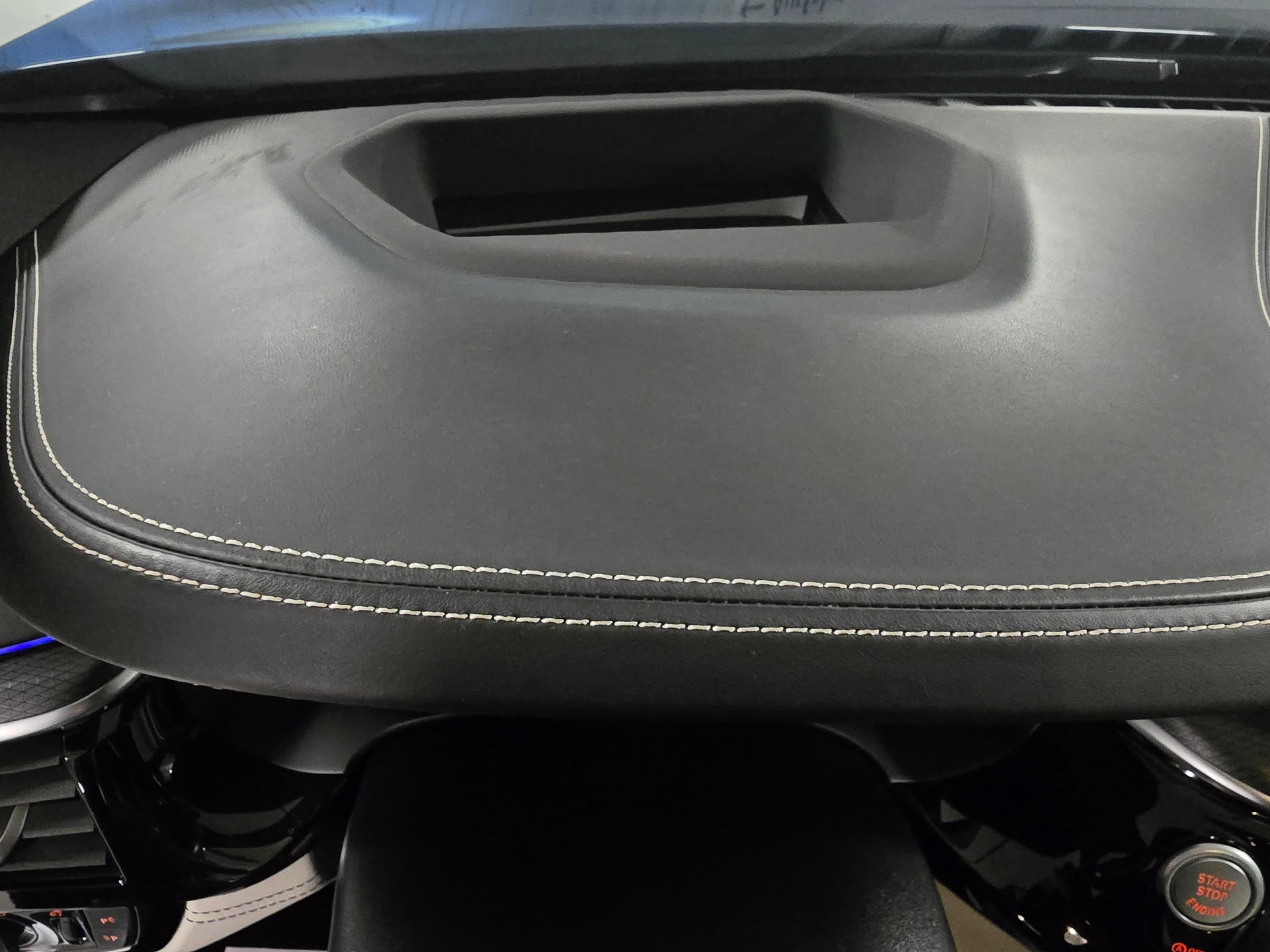BMW M550i xDrive Steptronic CH-Fahrzeug-image-12