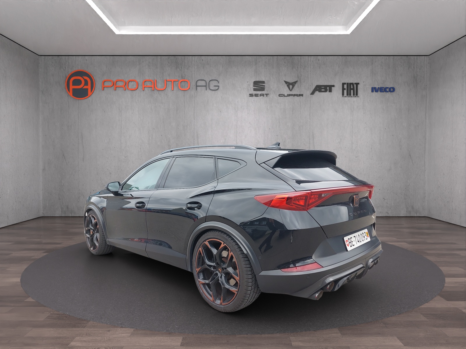CUPRA Formentor 2.5TSI VZ5 4Drive DSG ARAPOVIC EDITION-image-2