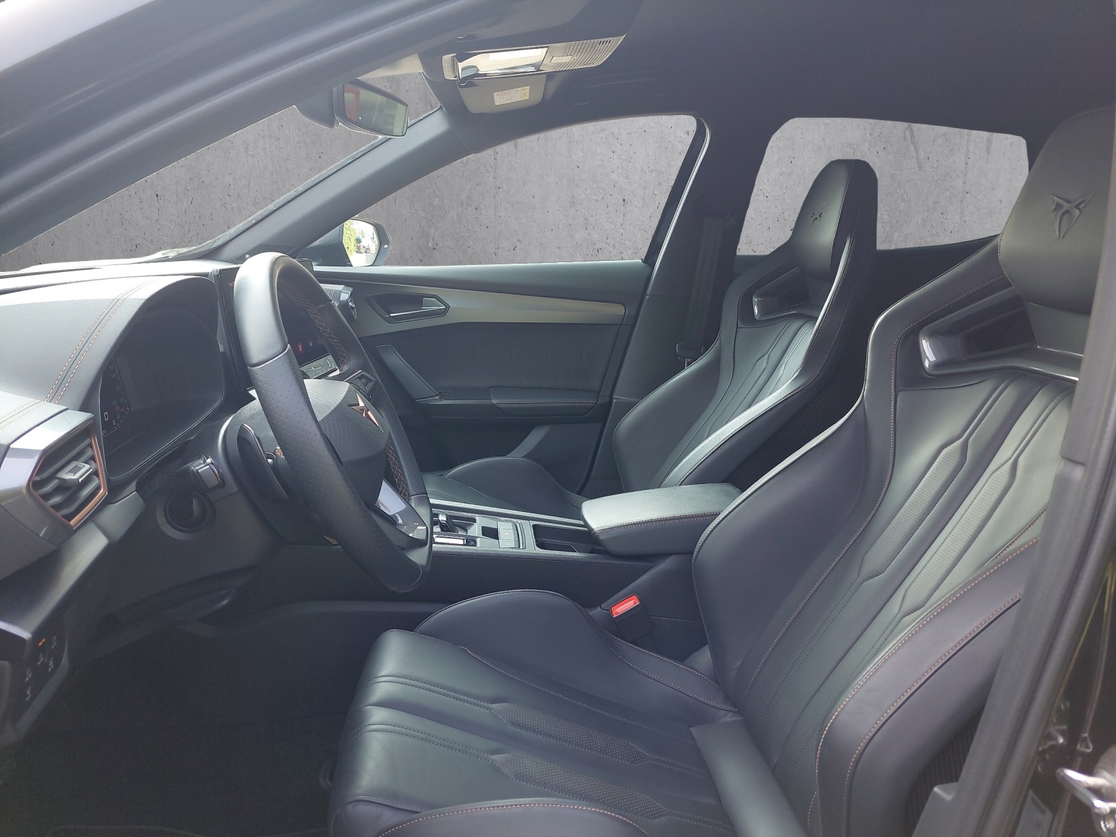 CUPRA Formentor 2.5TSI VZ5 4Drive DSG ARAPOVIC EDITION-image-9