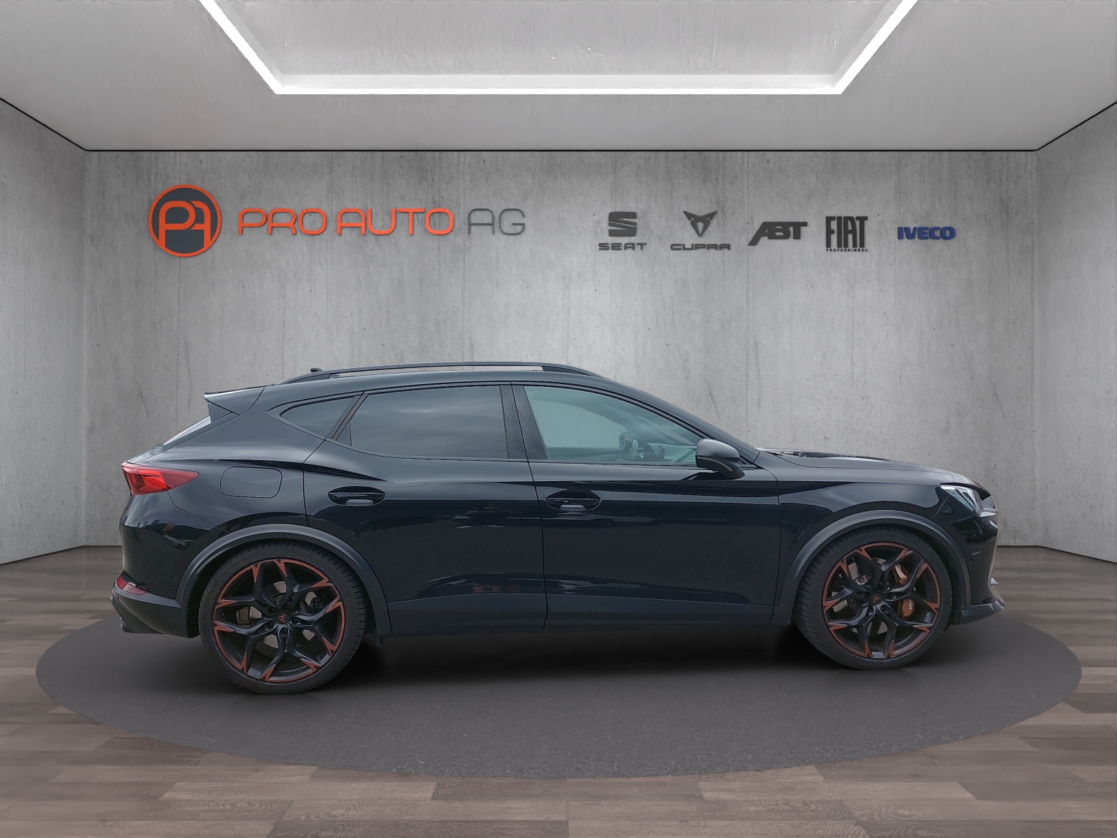 CUPRA Formentor 2.5TSI VZ5 4Drive DSG ARAPOVIC EDITION-image-5