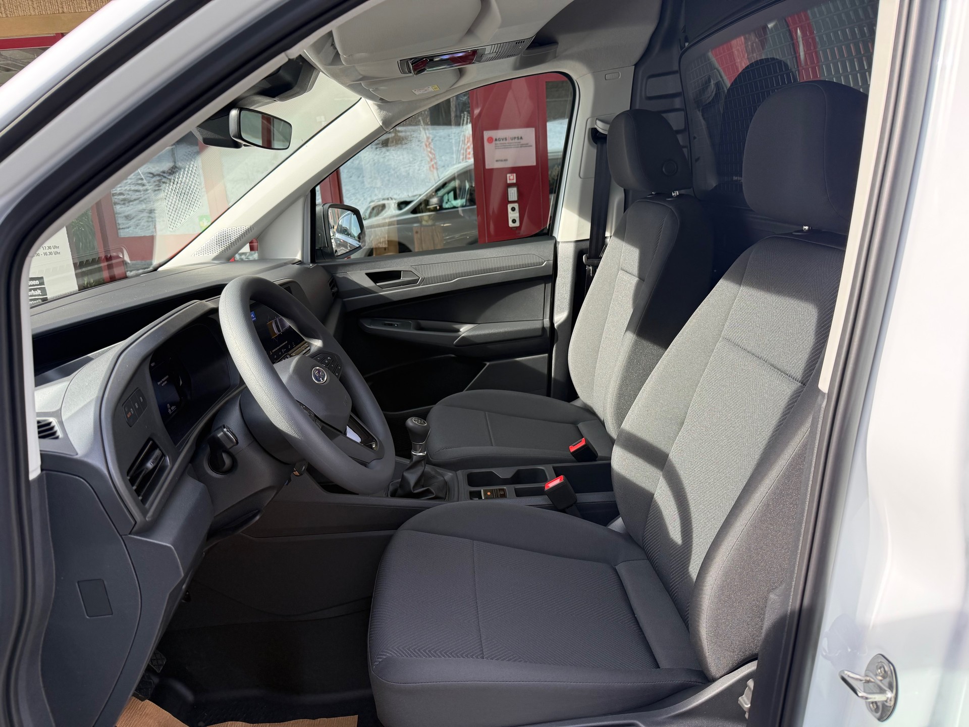 FORD Grand Transit Connect Kasten 2.0 EcoBlue Trend AWD-image-6