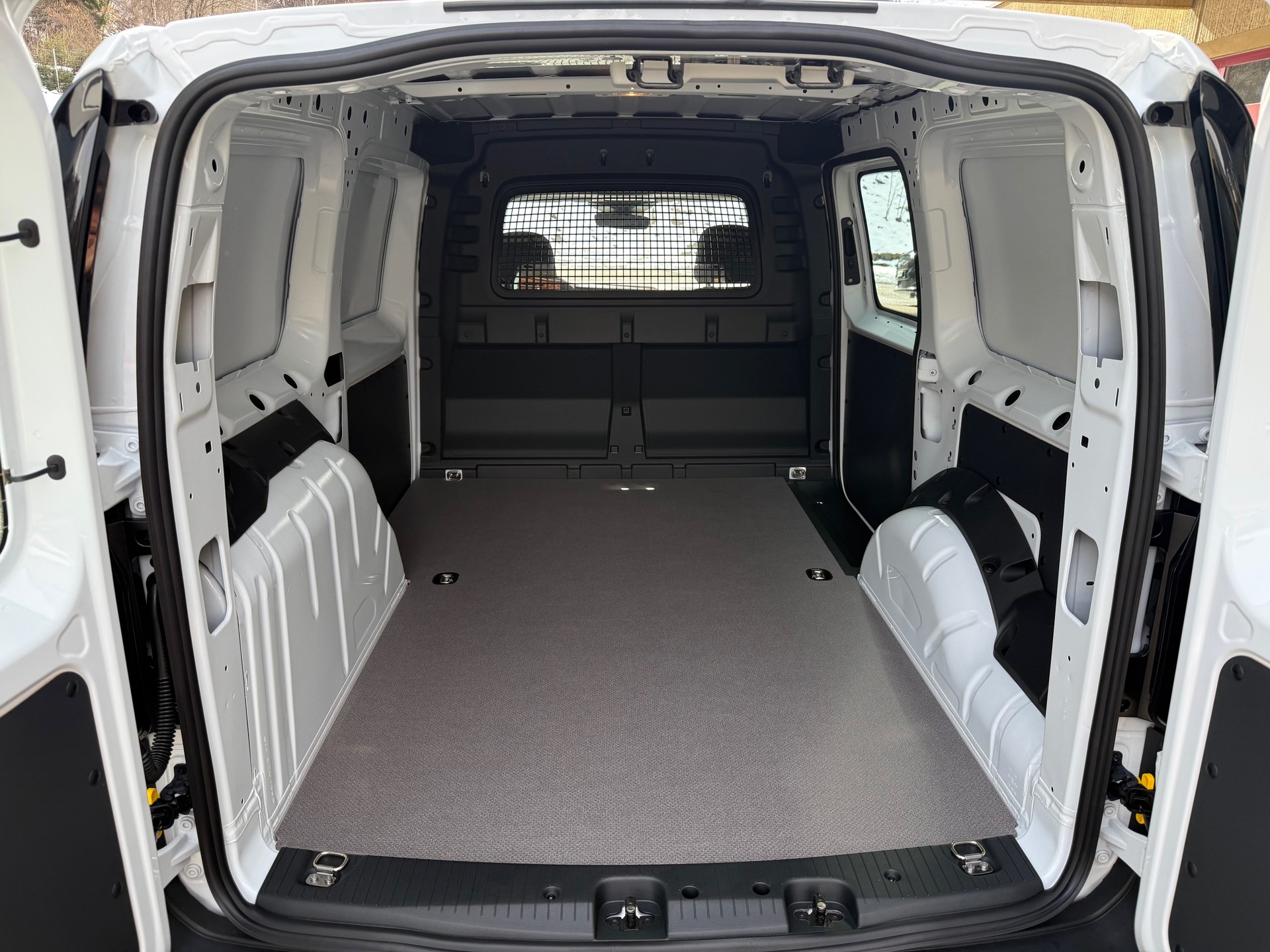 FORD Grand Transit Connect Kasten 2.0 EcoBlue Trend AWD-image-10