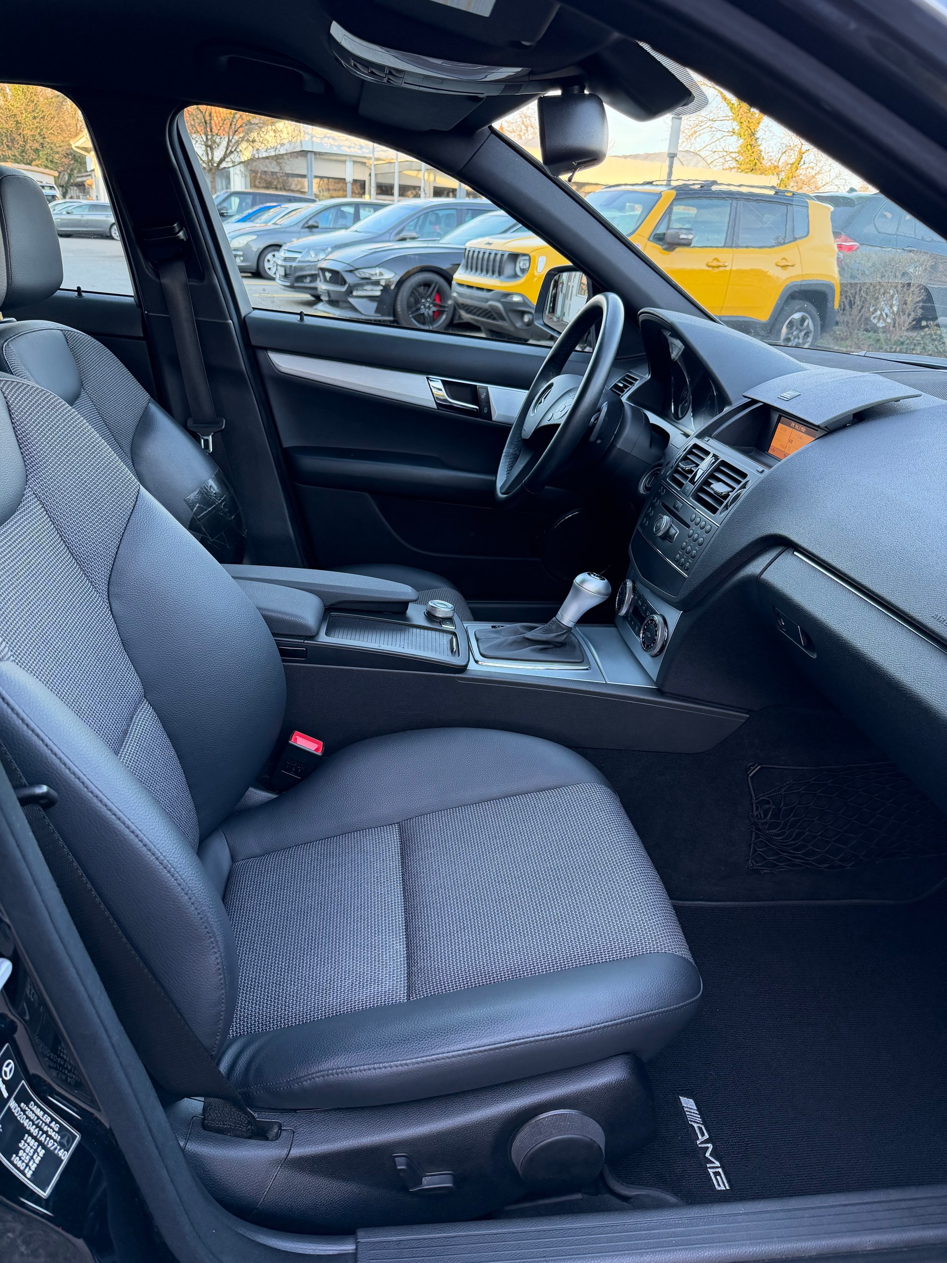 MERCEDES-BENZ C 180 Kompressor White Star Automatic-image-13