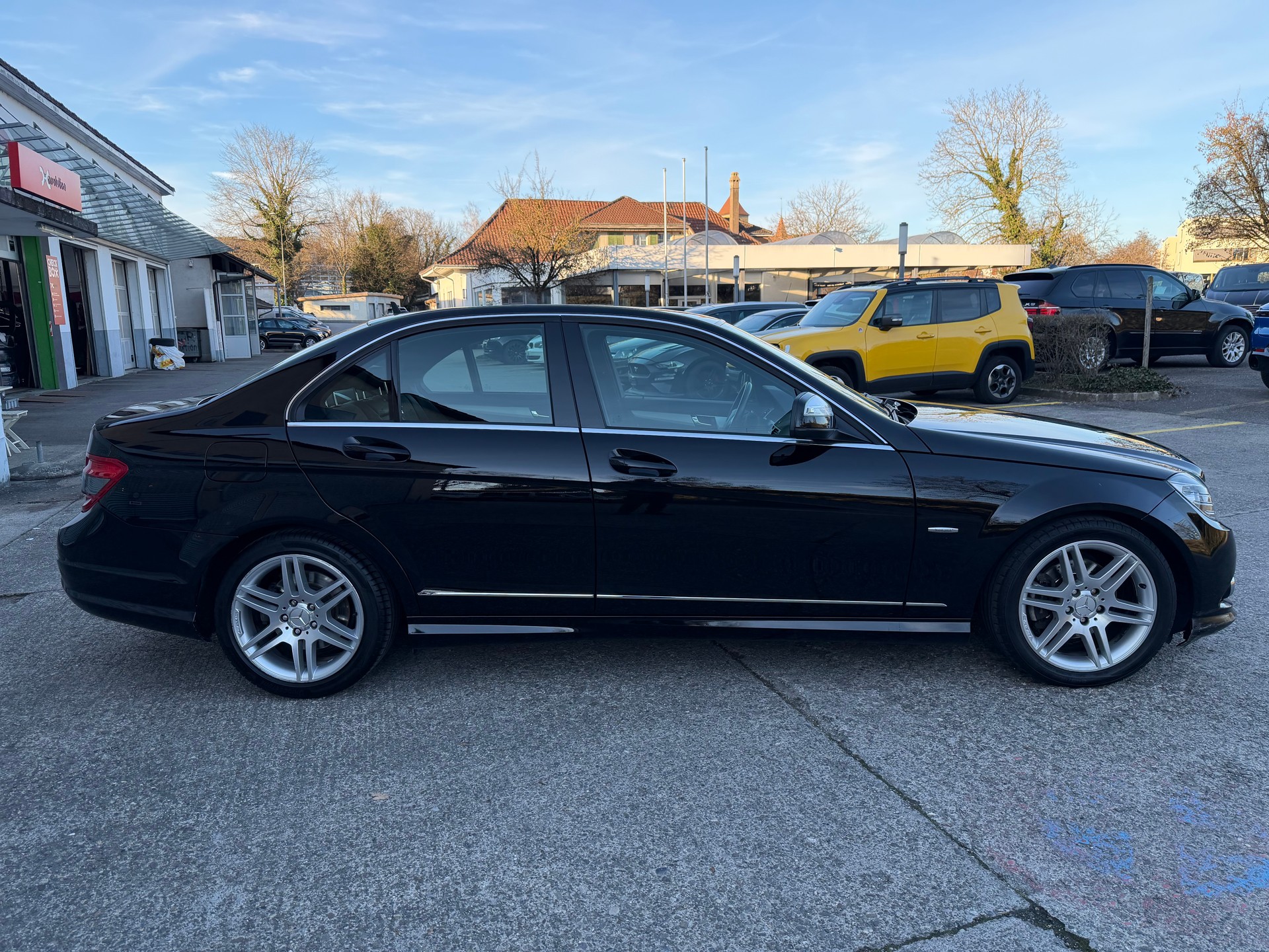 MERCEDES-BENZ C 180 Kompressor White Star Automatic-image-4