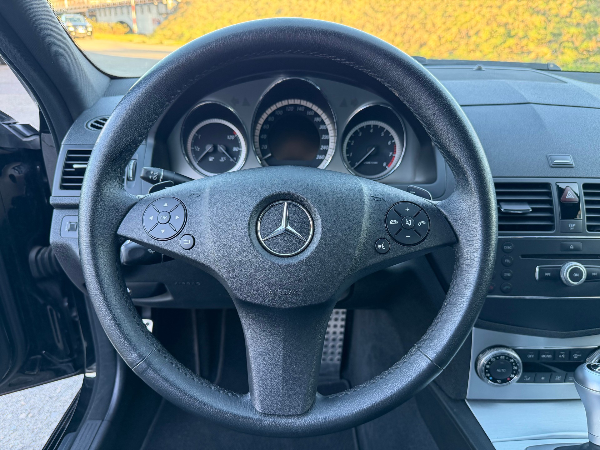 MERCEDES-BENZ C 180 Kompressor White Star Automatic-image-8