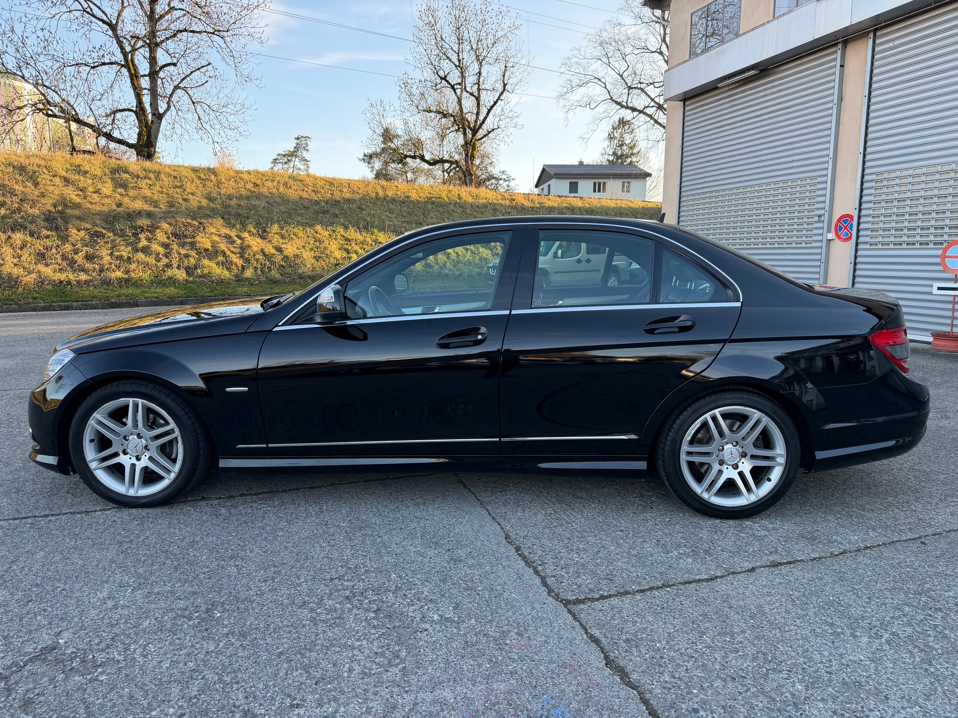 MERCEDES-BENZ C 180 Kompressor White Star Automatic-image-1