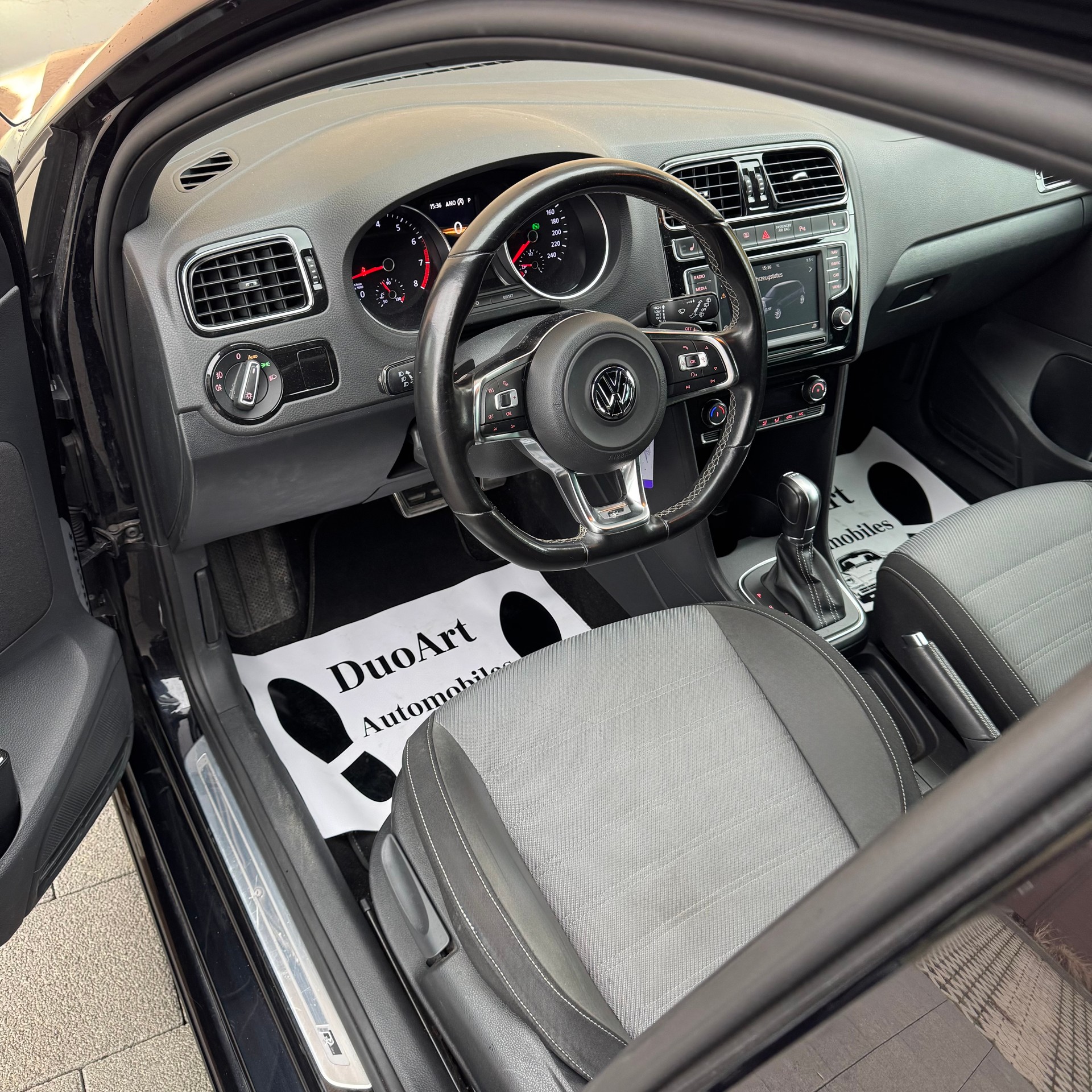 VW Polo 1.2 TSI BMT Allstar R-Line DSG-image-8