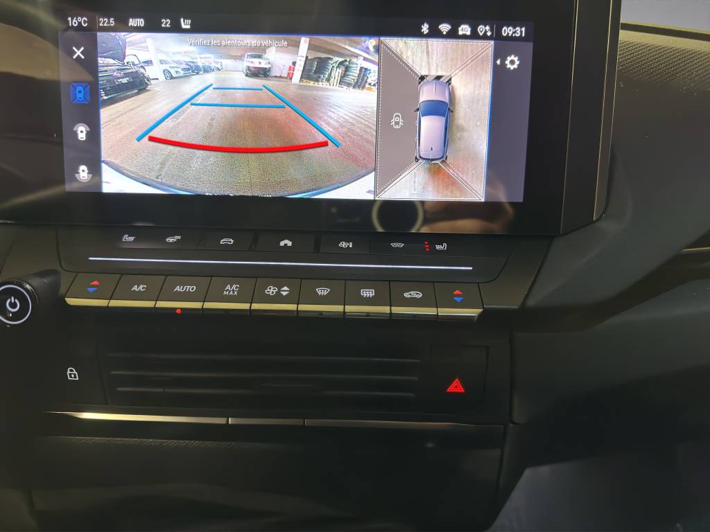 OPEL Astra 54 kWh Swiss Plus-image-13