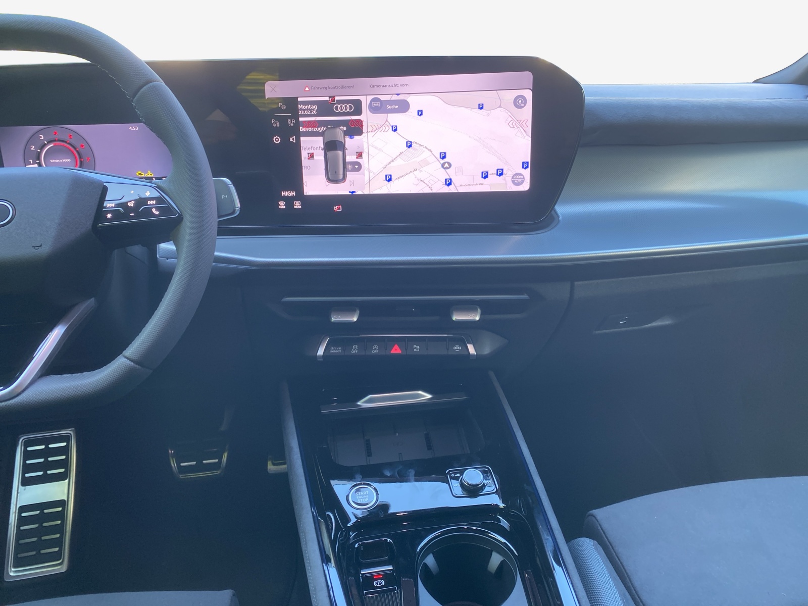 AUDI Q3 SUV TFSI quattro 195 kW S tronic-image-10