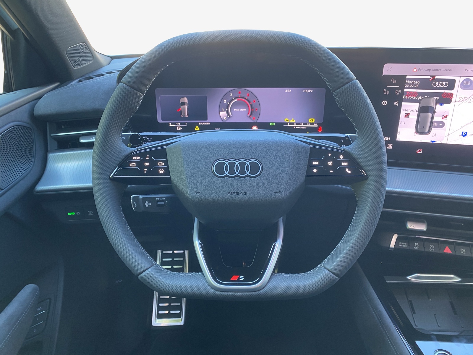AUDI Q3 SUV TFSI quattro 195 kW S tronic-image-9