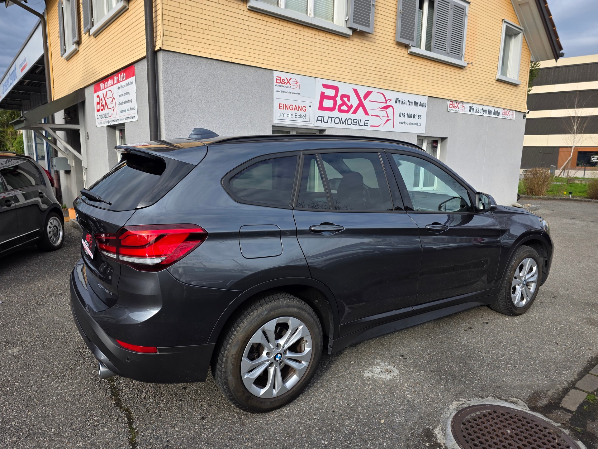 BMW X1 xDrive 20d Steptronic-image-4