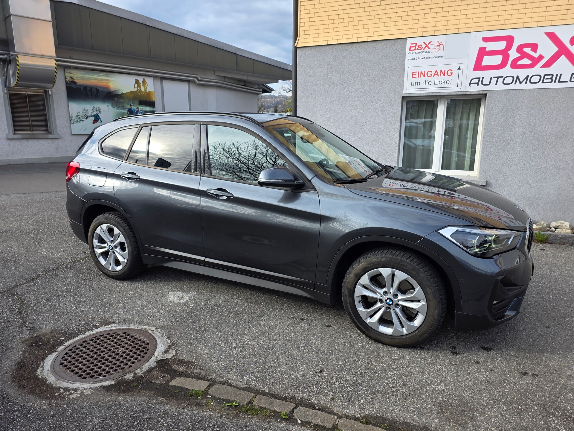 BMW X1 xDrive 20d Steptronic-image-3