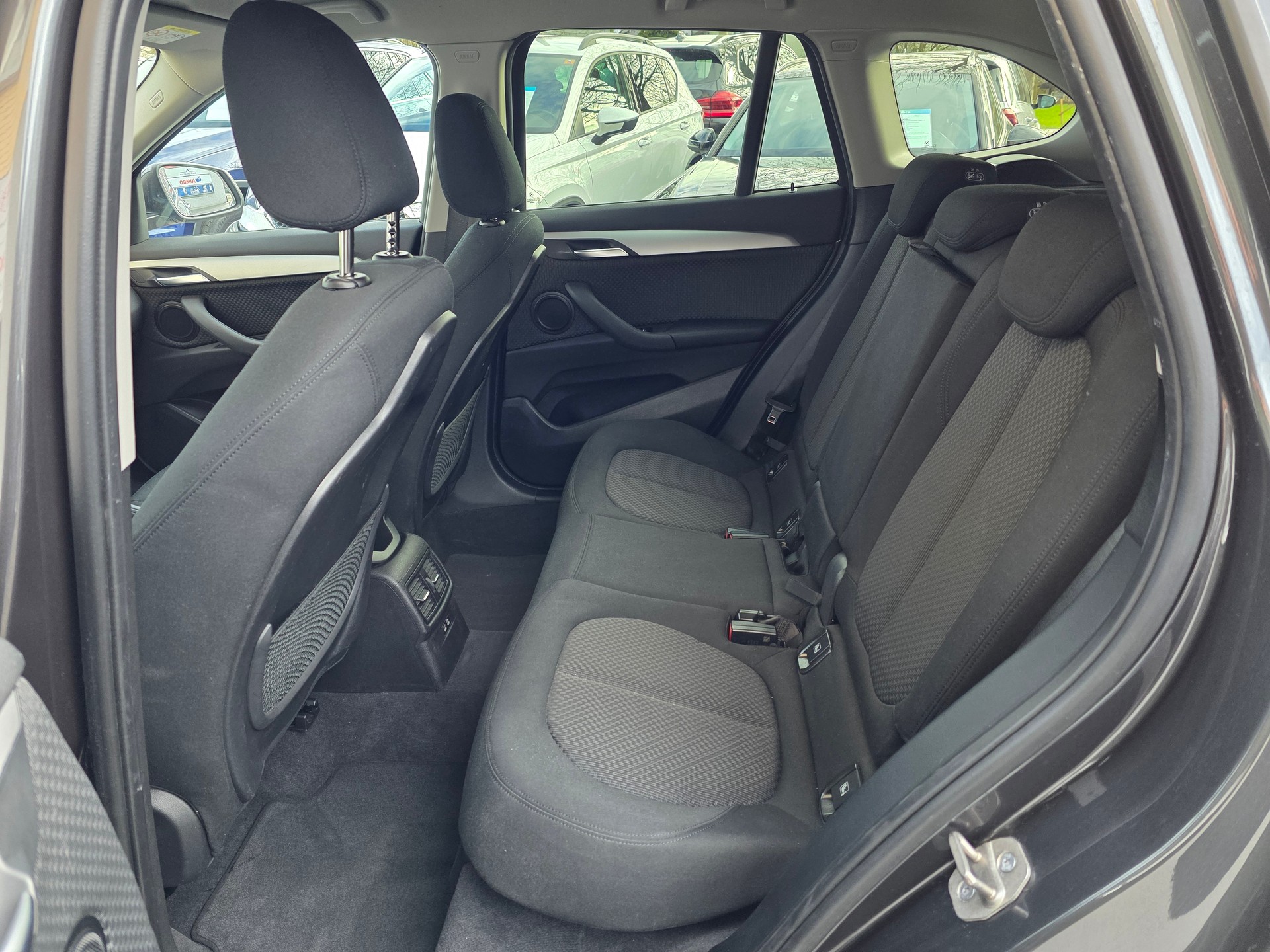 BMW X1 xDrive 20d Steptronic-image-10
