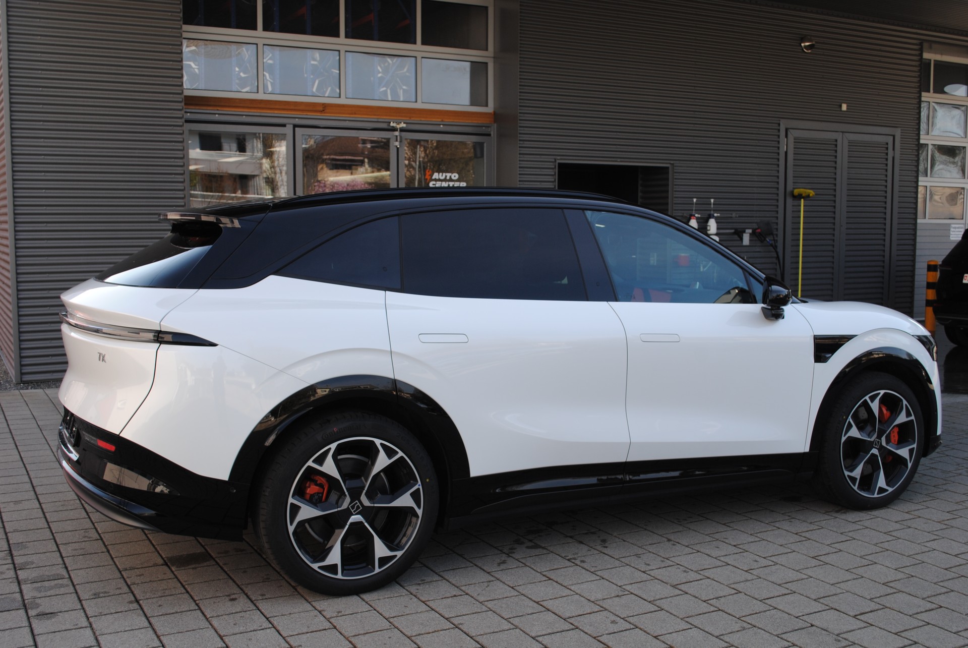 ZEEKR 7X 100kWh Privilege AWD-image-8