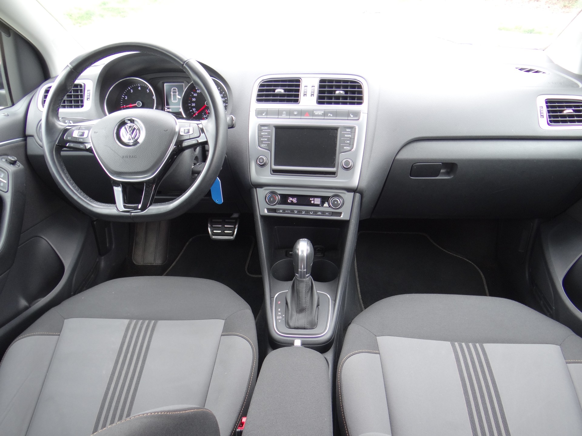 VW Polo 1.2 TSI BMT Allstar DSG-image-6