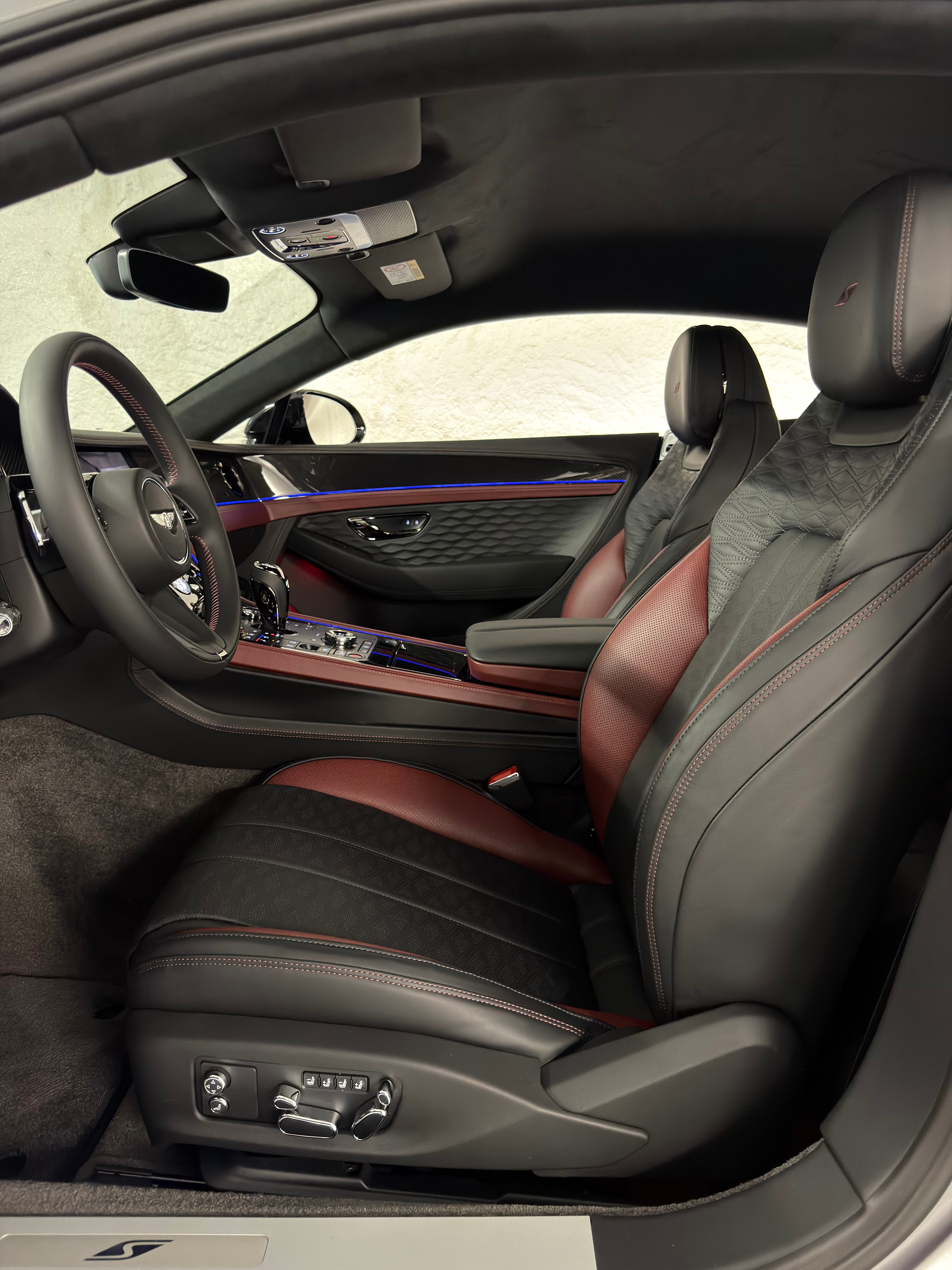 Image BENTLEY CONTINENTAL Continental GT 4.0 V8 PHEV S