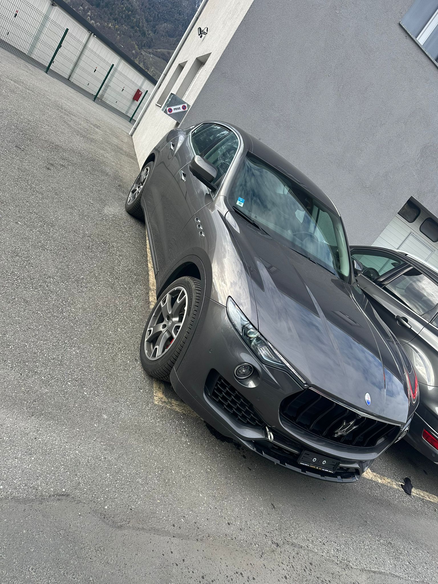 MASERATI Levante D 3.0 V6 Automatica-image-2