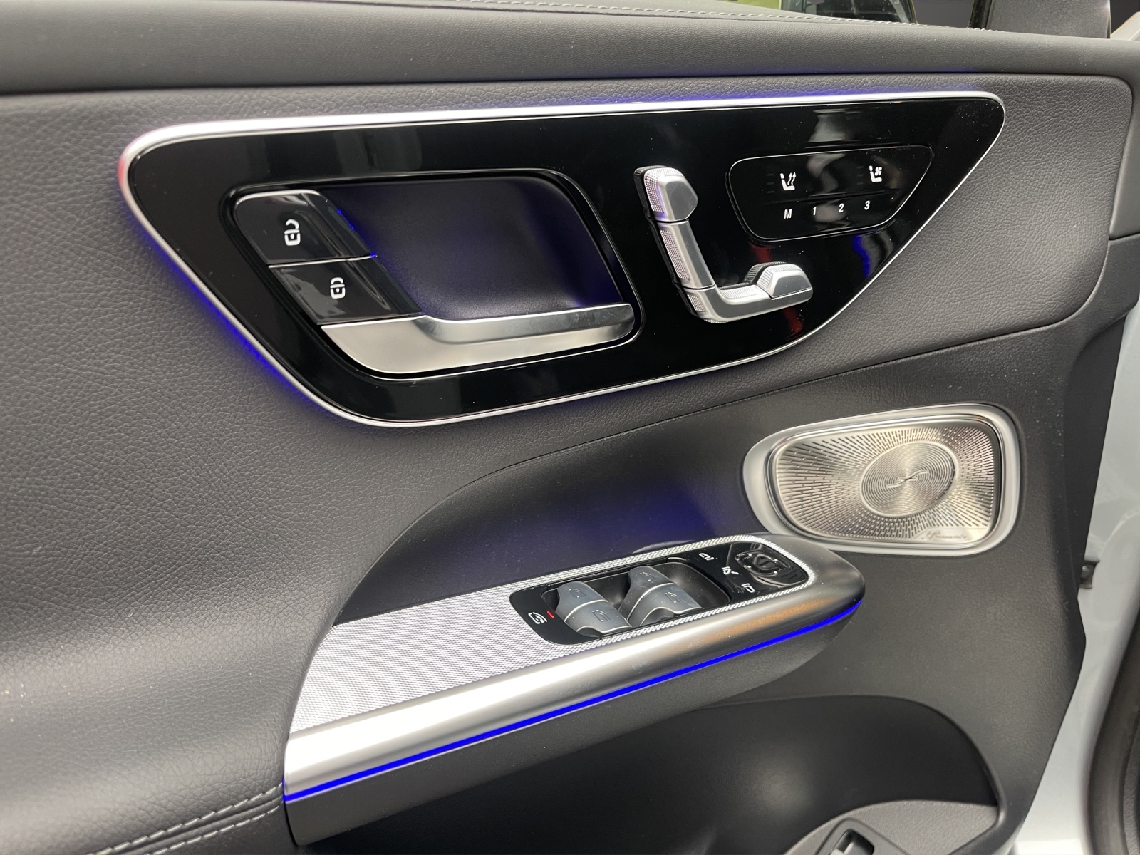 MERCEDES-BENZ GLC 400 e 4M 9G-Tronic-image-12