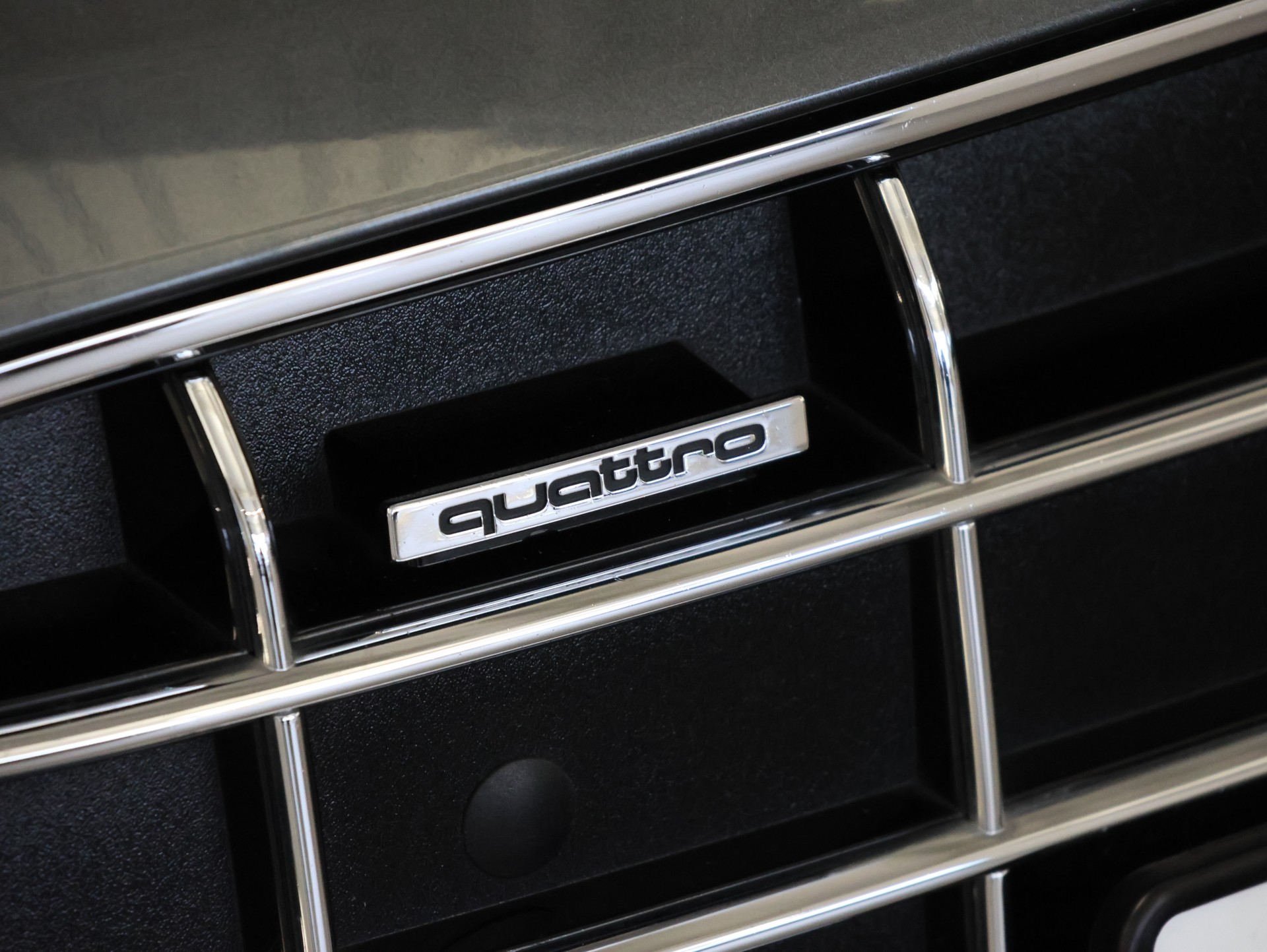 AUDI R8 Coupé 5.2 R-Tronic *Bang & Olufsen* *Rückfahrkamera* *Sportabgasanlage*-image-19
