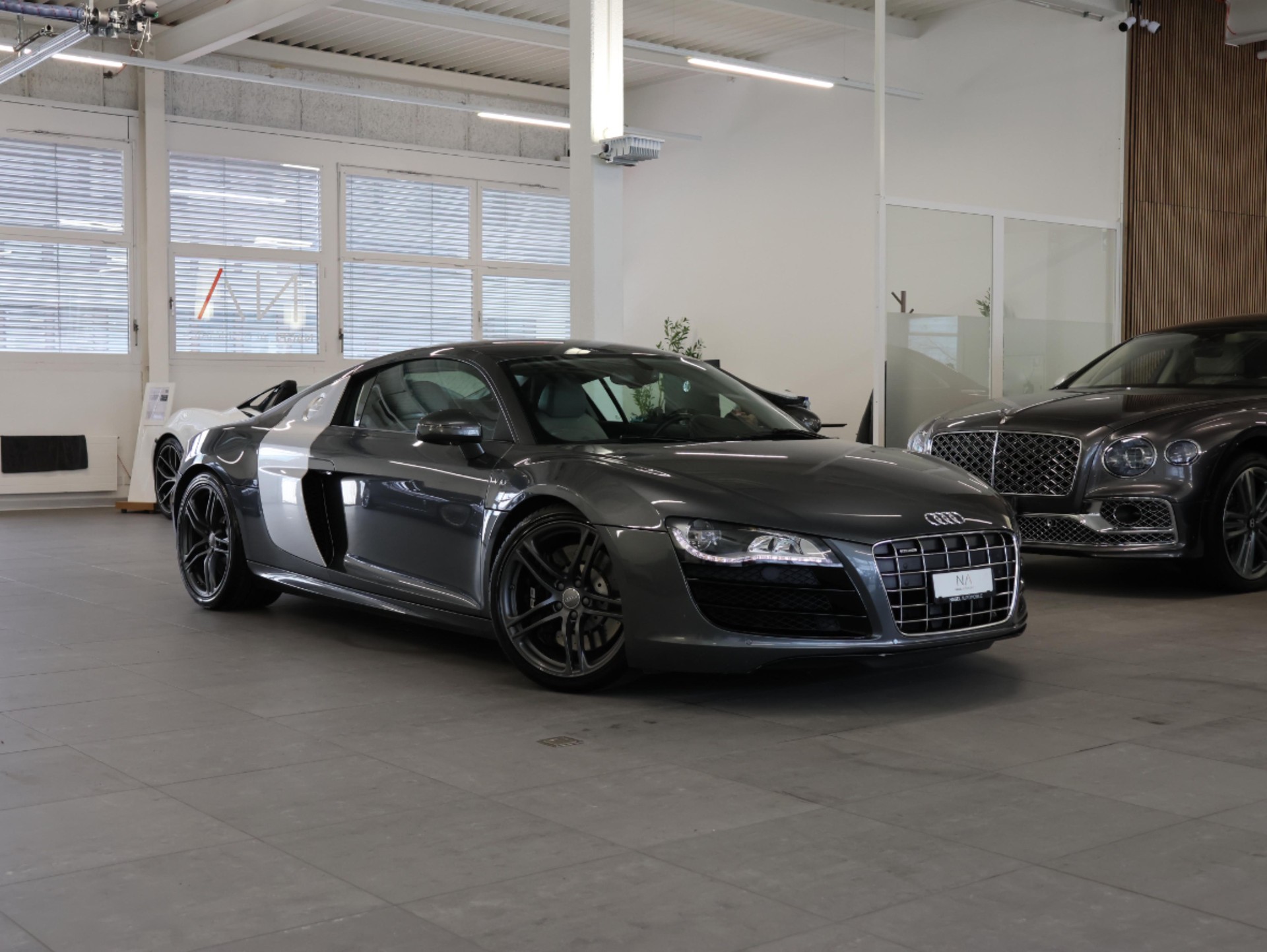AUDI R8 Coupé 5.2 R-Tronic *Bang & Olufsen* *Rückfahrkamera* *Sportabgasanlage*