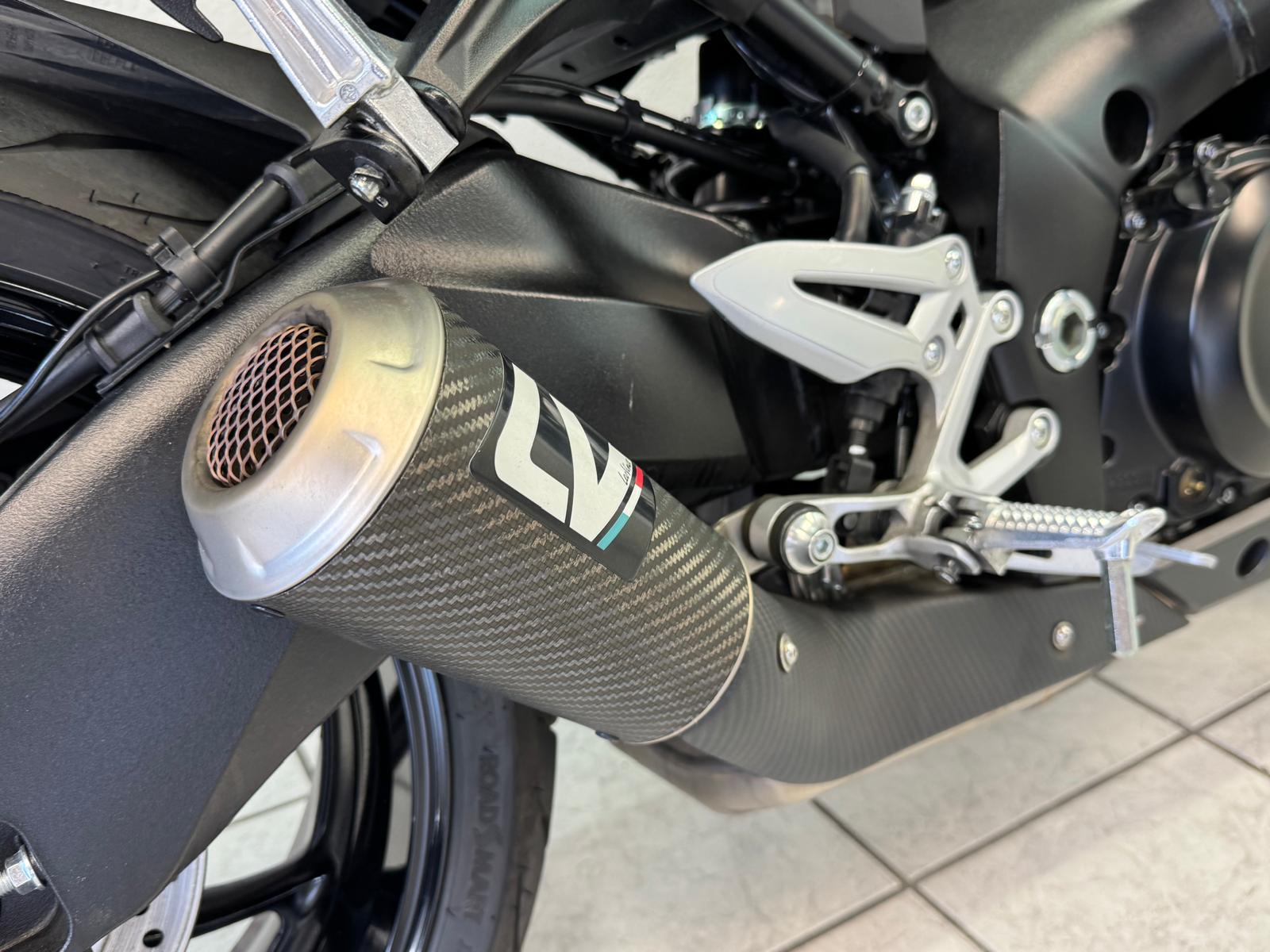 SUZUKI GSX-S 950-image-6