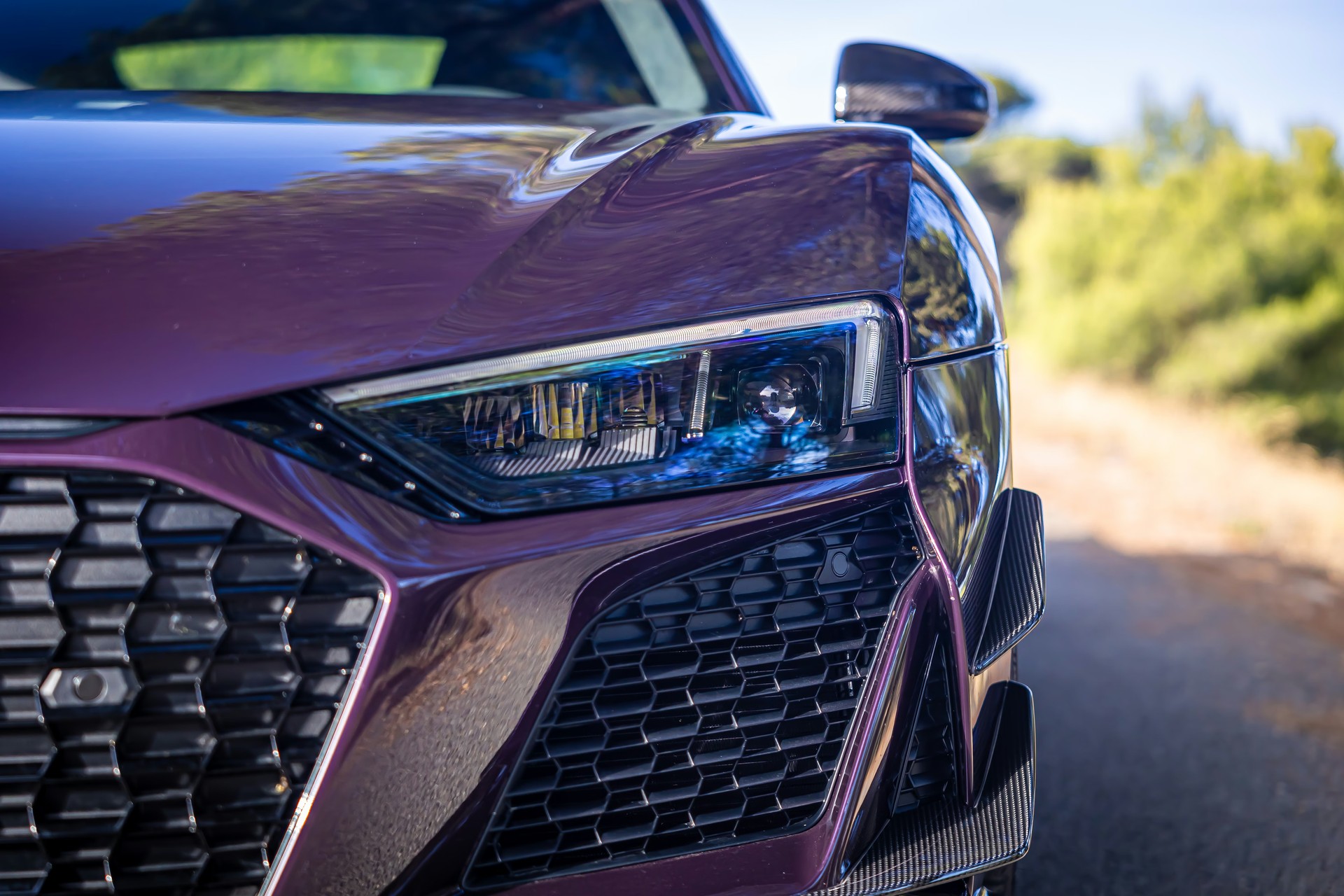 AUDI R8 Coupé GT RWD S-Tronic-image-6